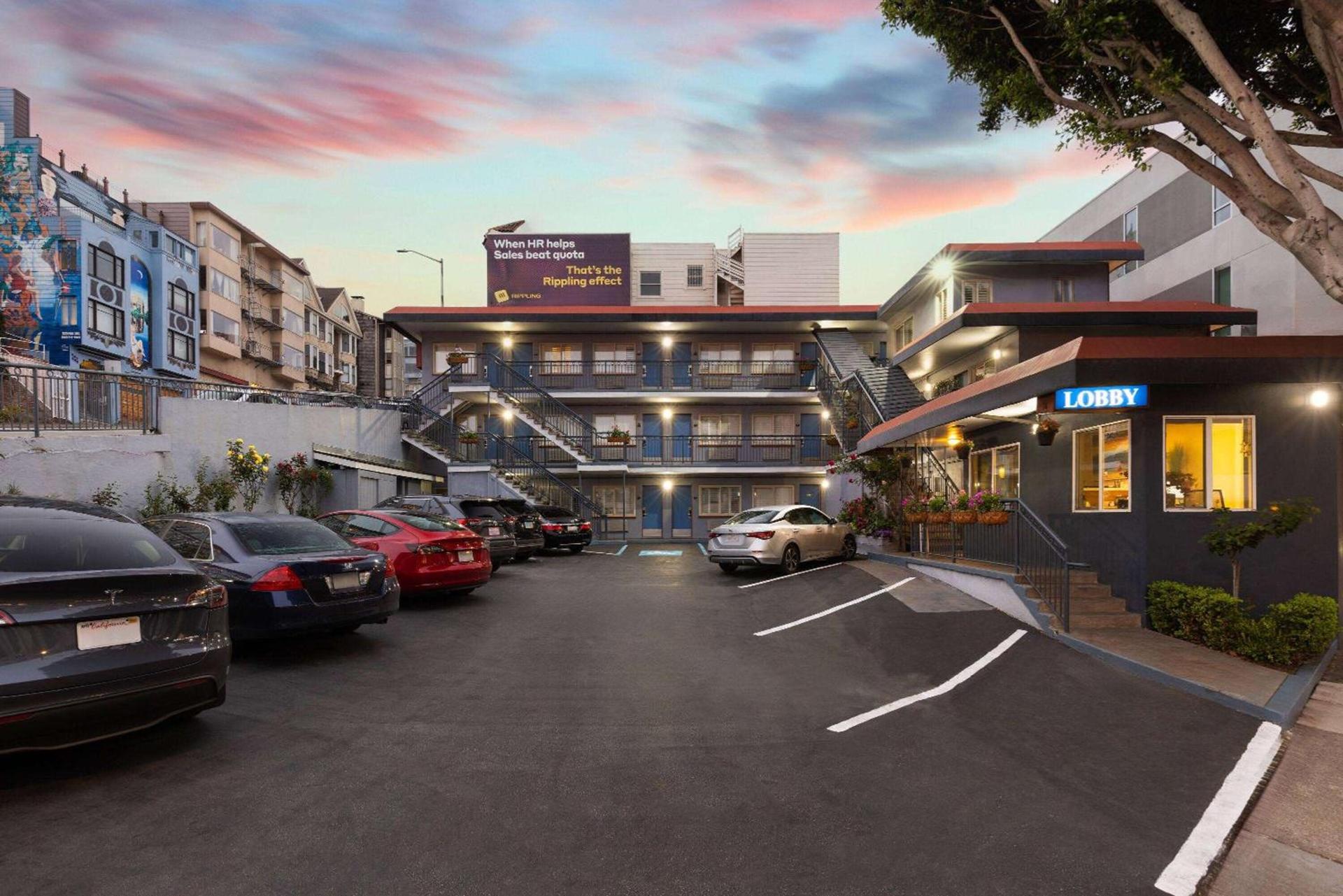 Travelodge by Wyndham by Fisherman's Wharf photo 2