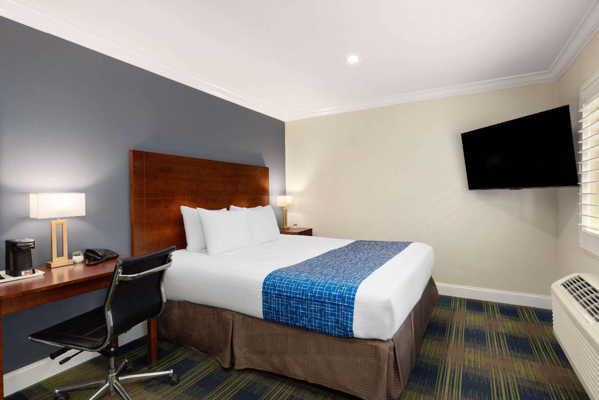 Travelodge by Wyndham by Fisherman's Wharf photo 13