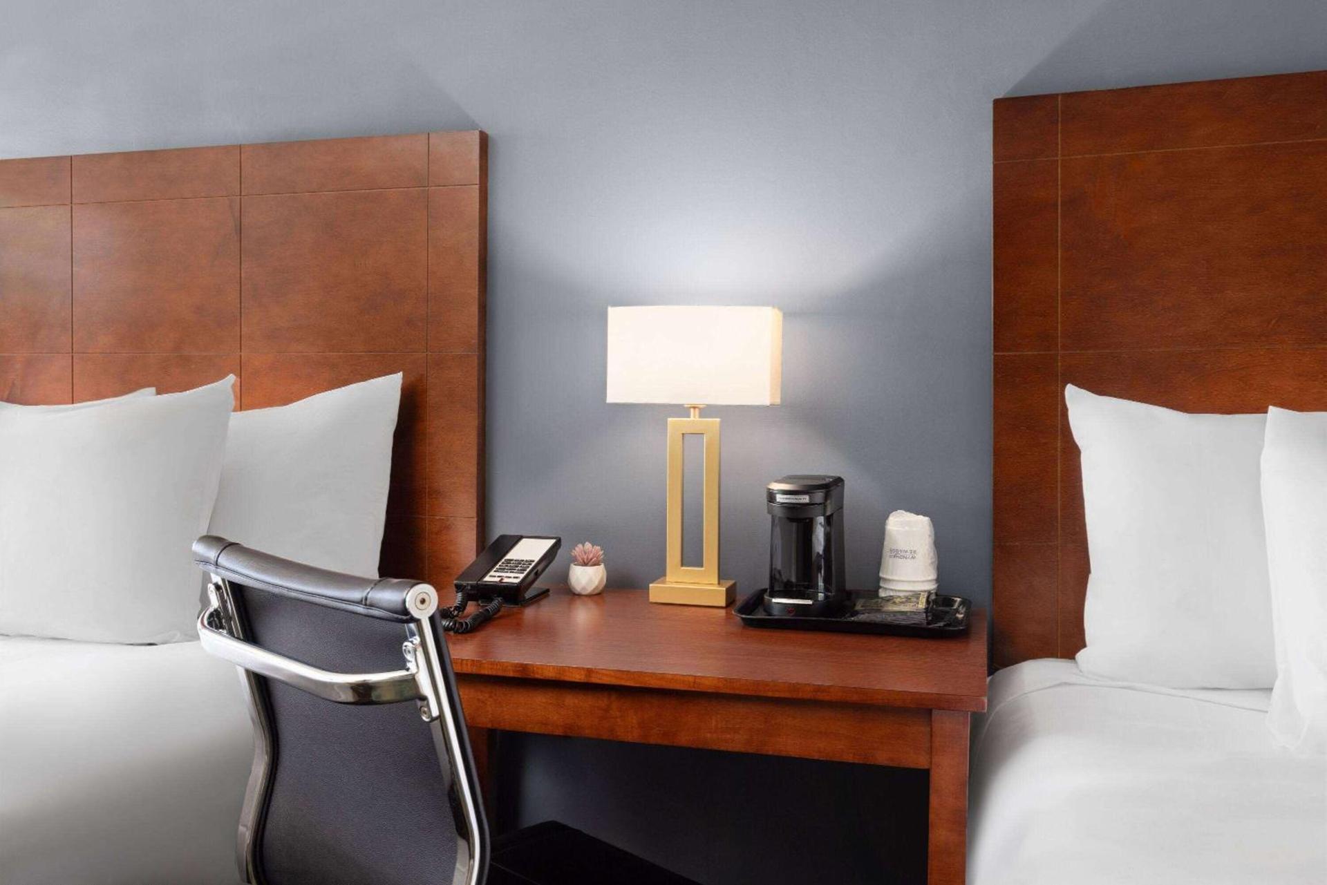 Travelodge by Wyndham by Fisherman's Wharf photo 12