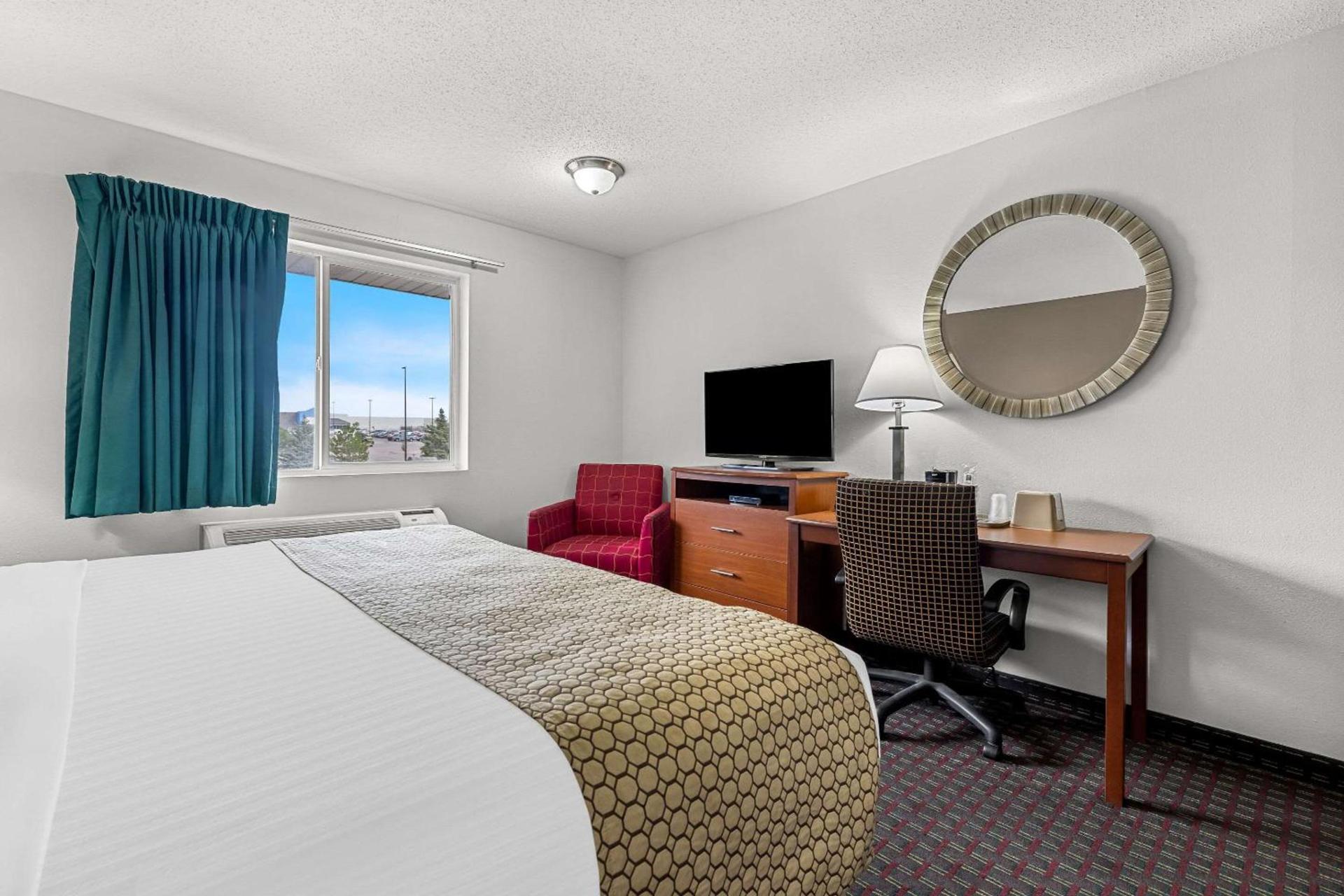Rodeway Inn Rapid City North photo 7