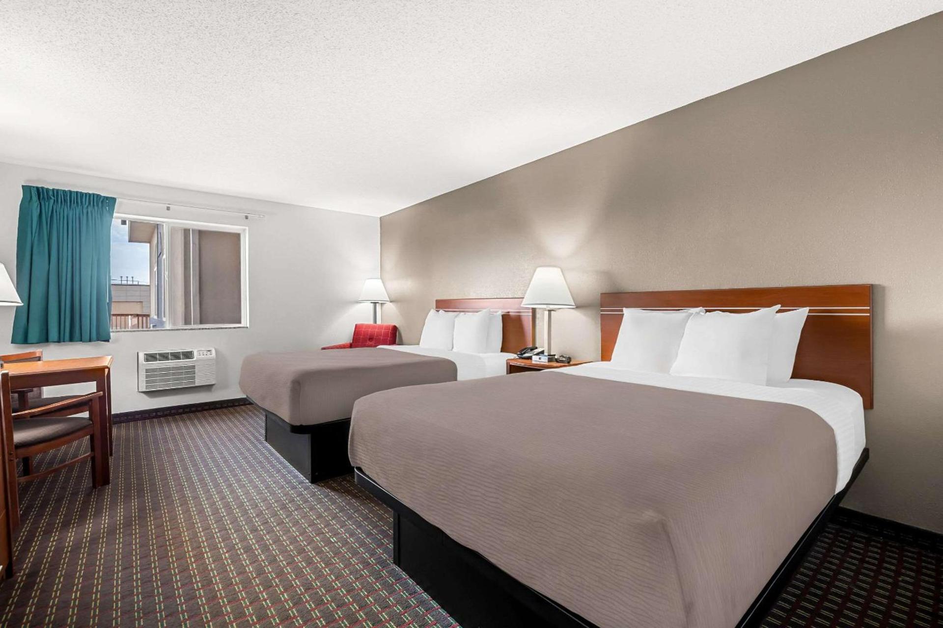 Rodeway Inn Rapid City North photo 12