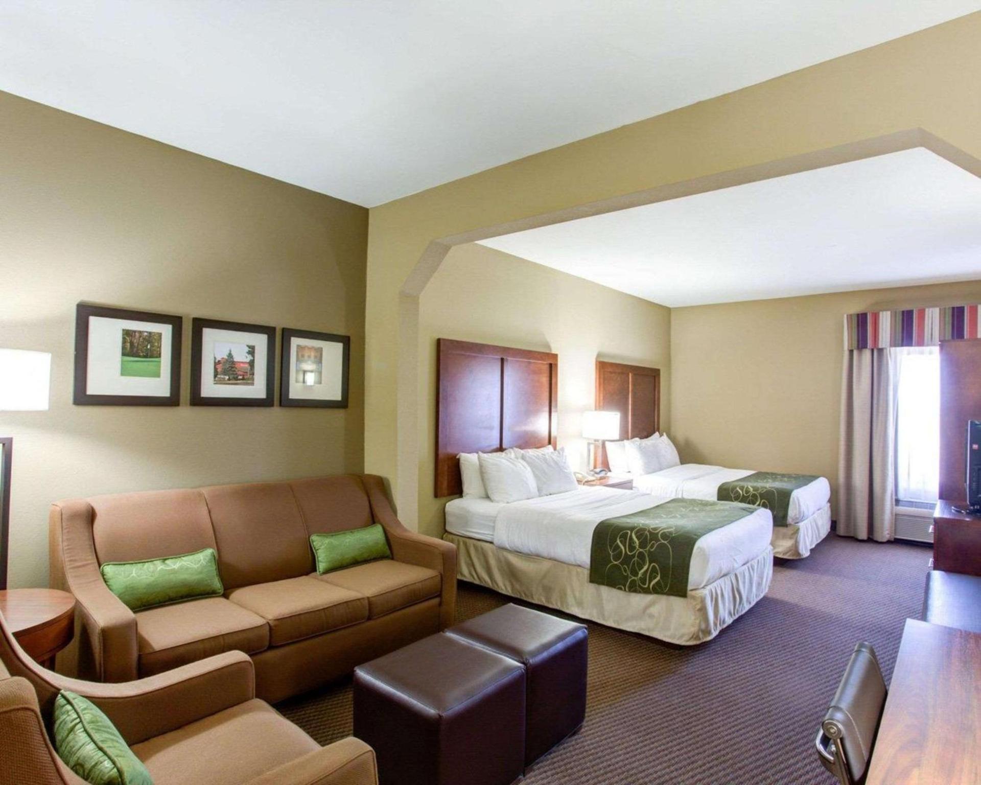 Comfort Suites Crossville photo 18
