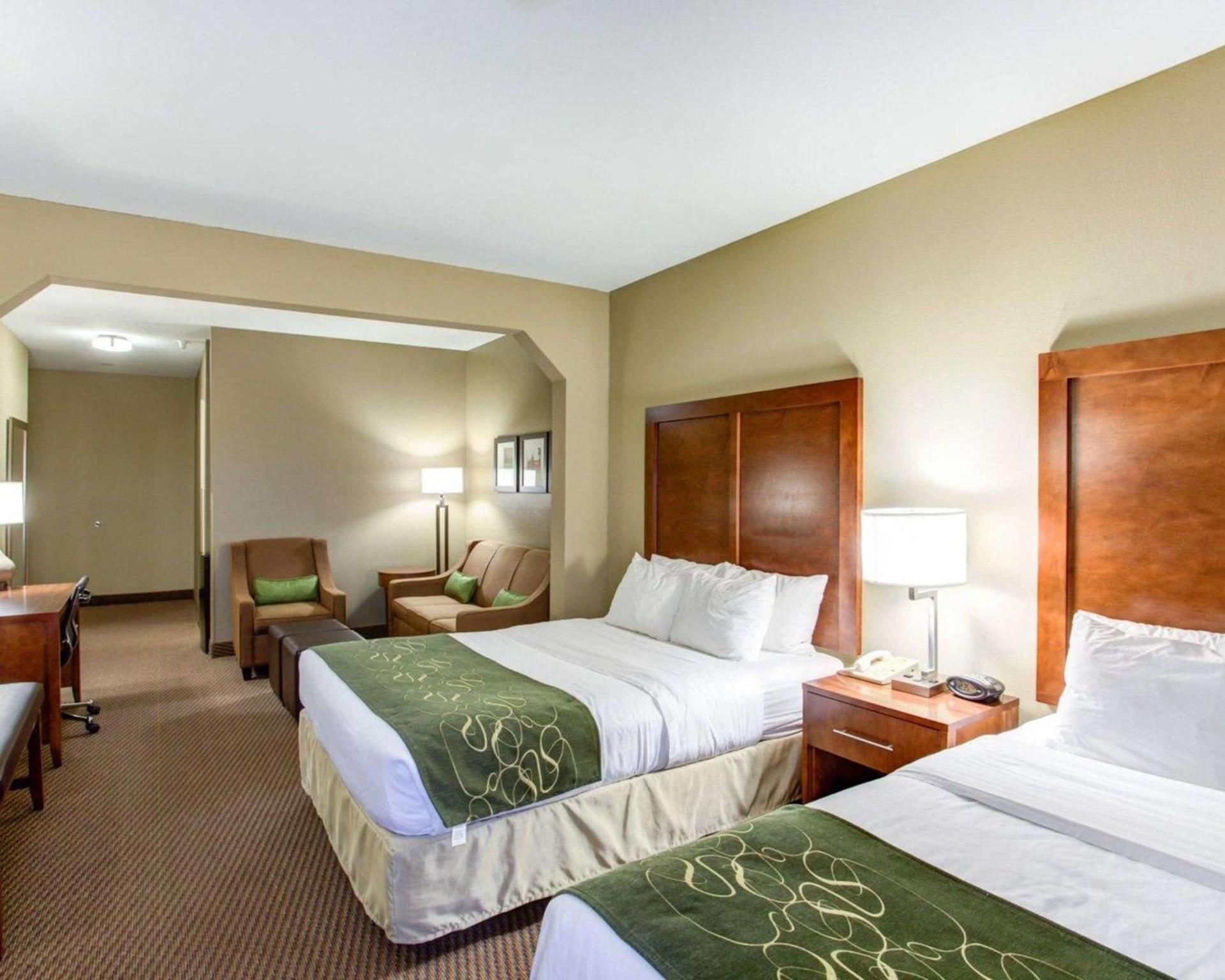 Comfort Suites Crossville photo 17