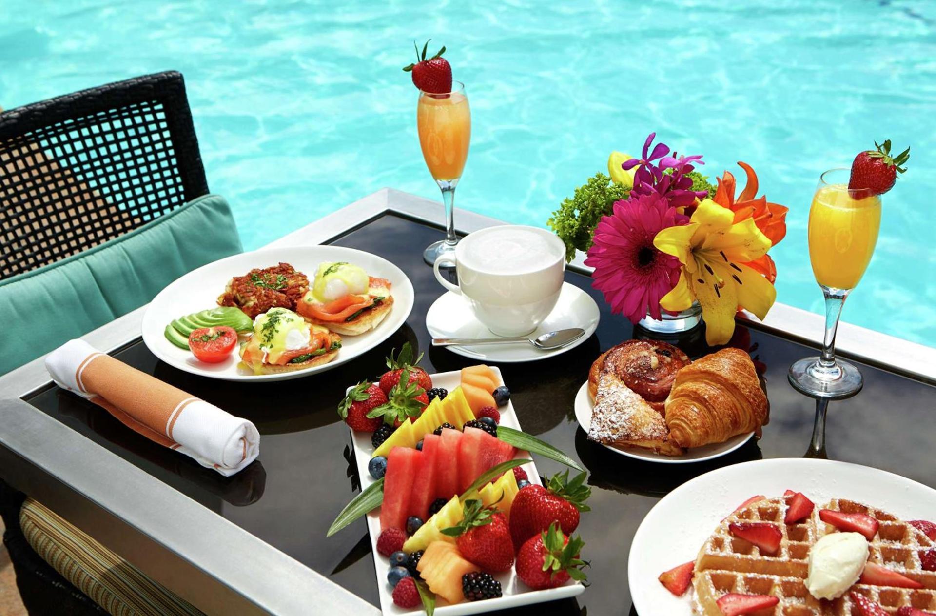 The Beverly Hilton photo 31