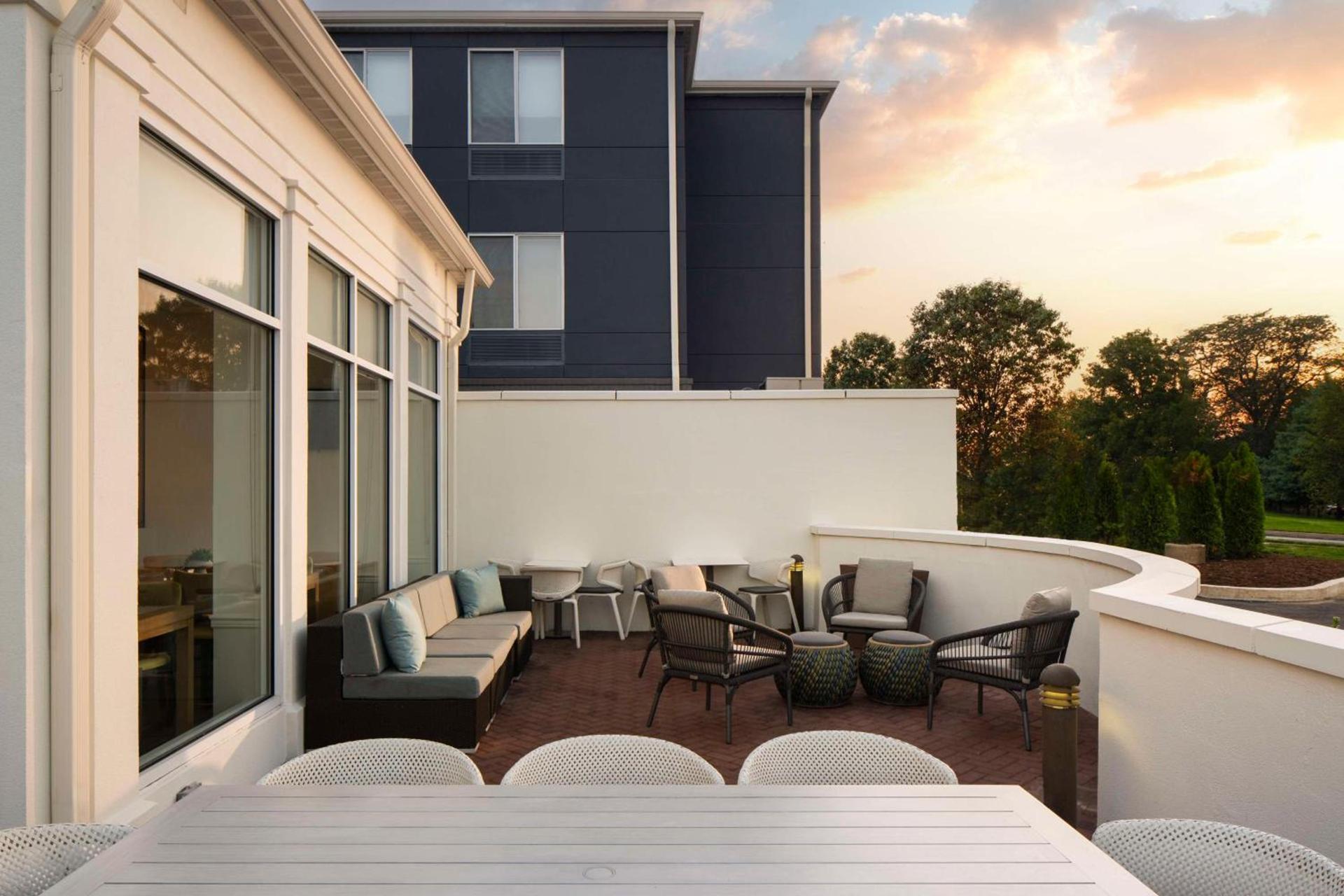 Hilton Garden Inn Kennett Square photo 2