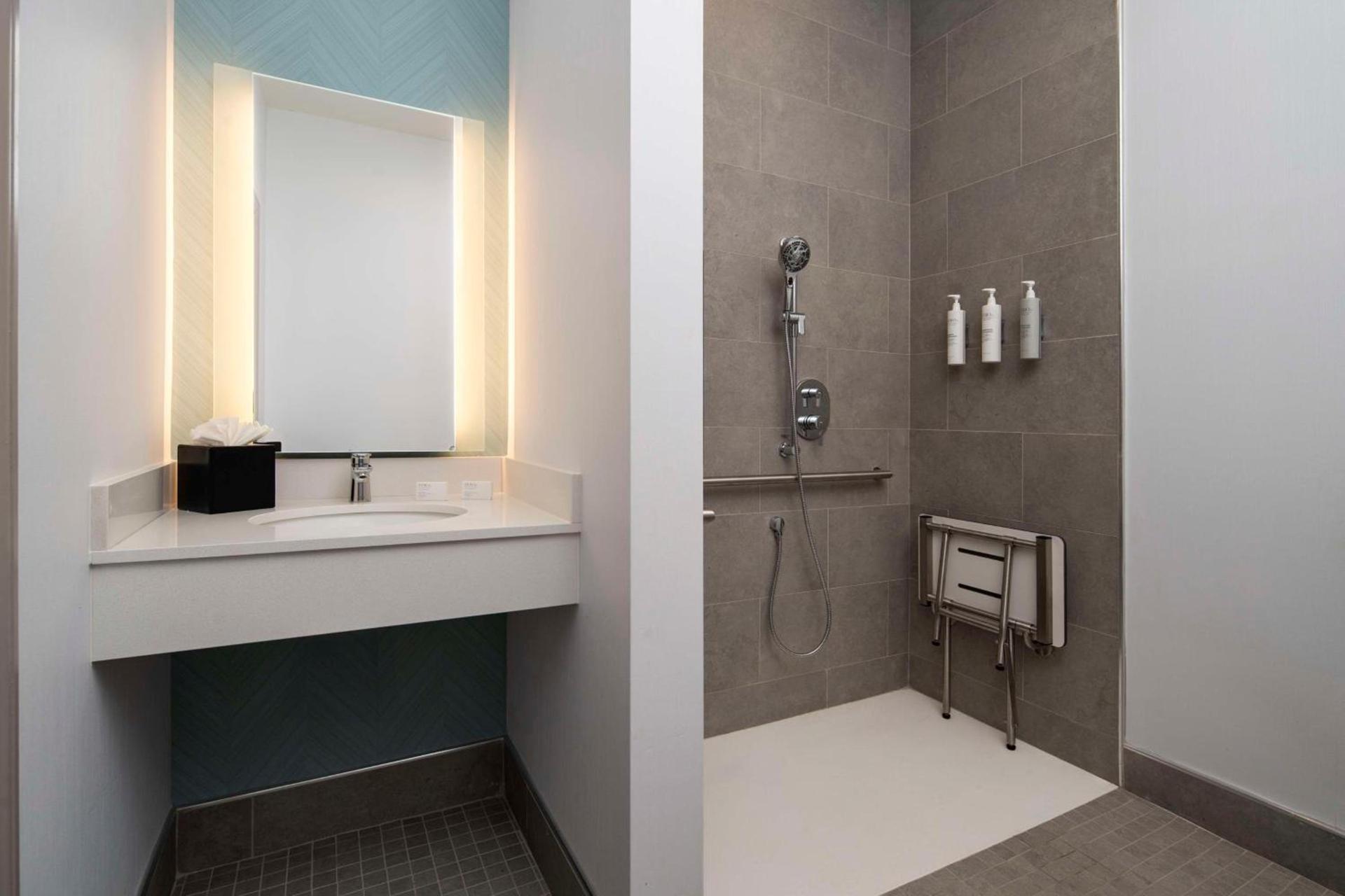 Hilton Garden Inn Kennett Square photo 17
