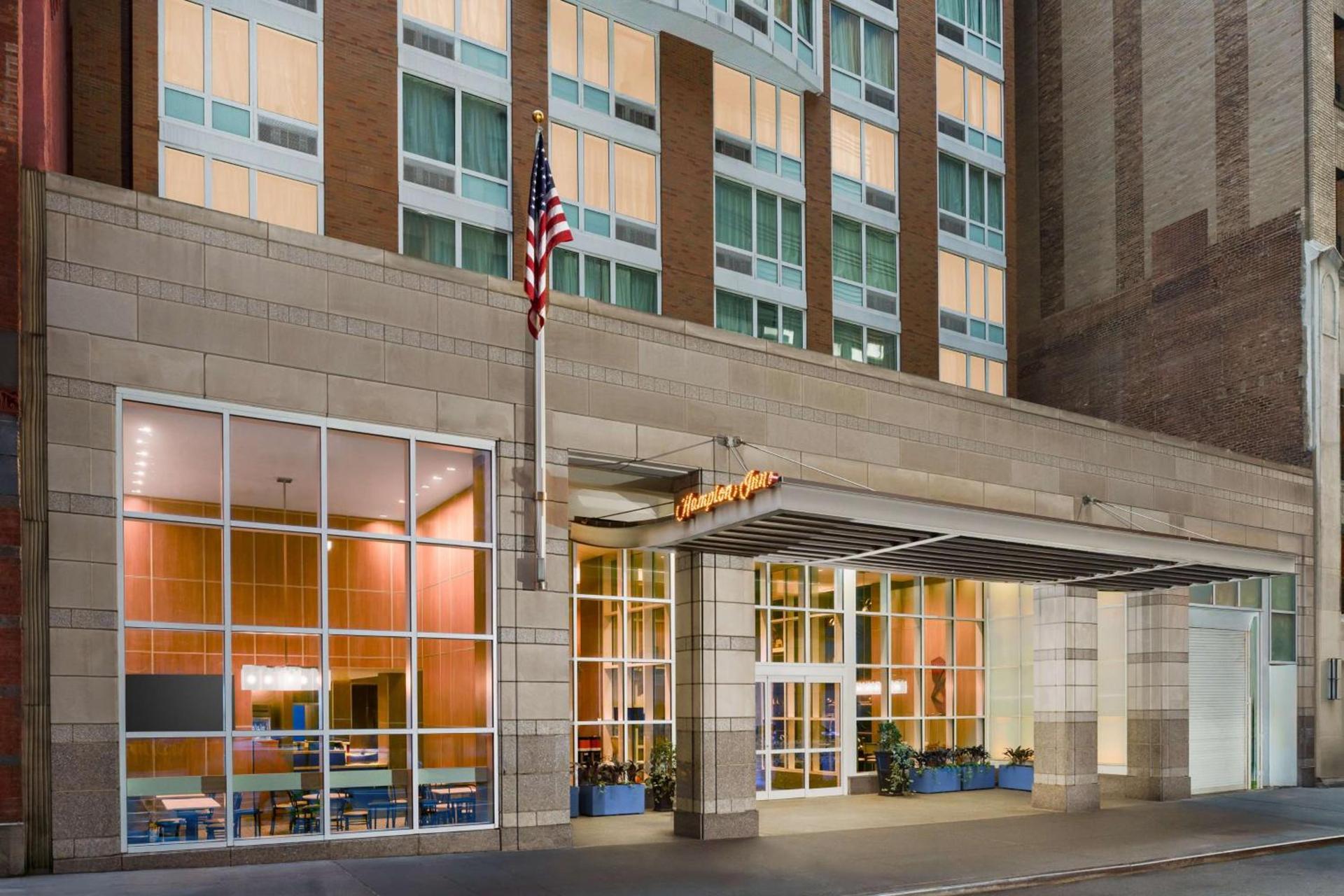 Hampton Inn Times Square Central photo 19