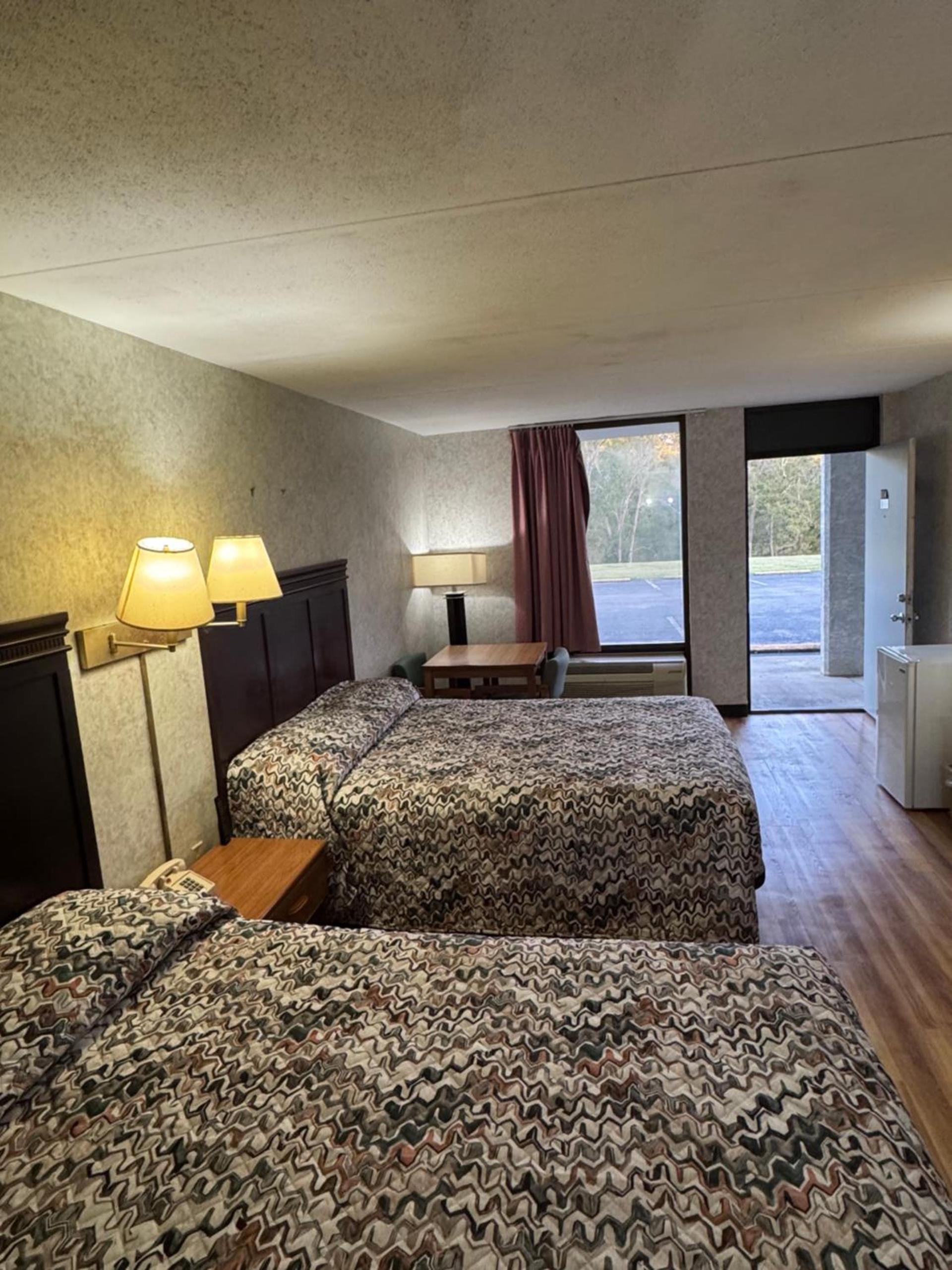 Riverfront Lodge photo 25