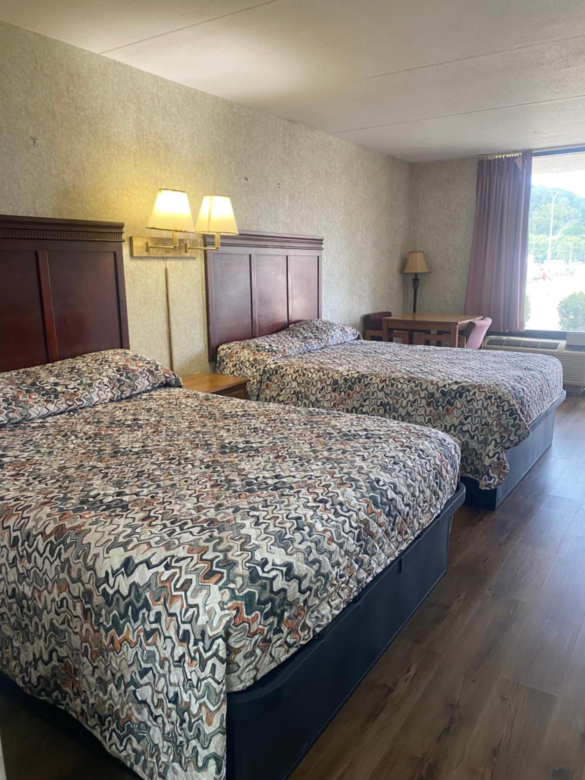 Riverfront Lodge photo 27
