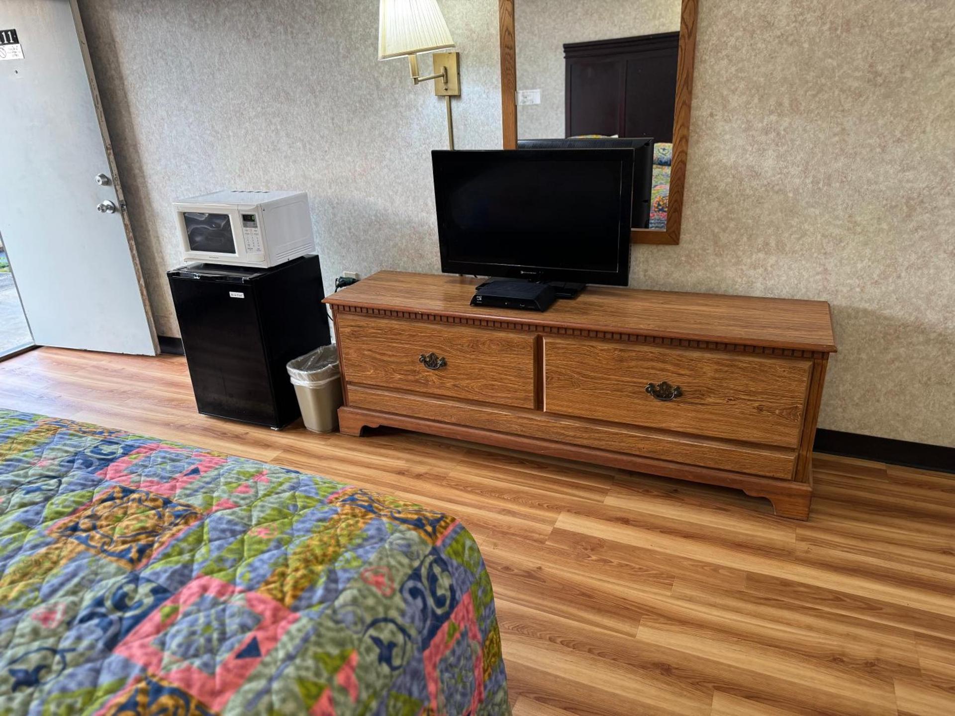 Riverfront Lodge photo 22