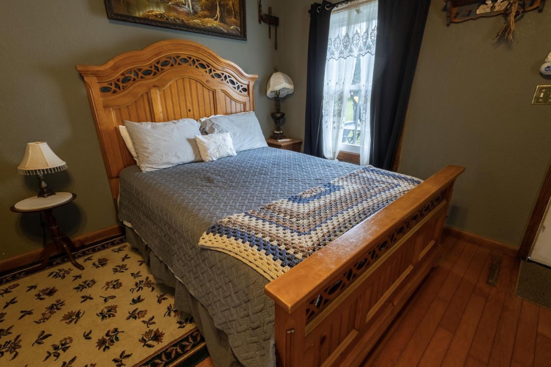 The Alling House photo 40