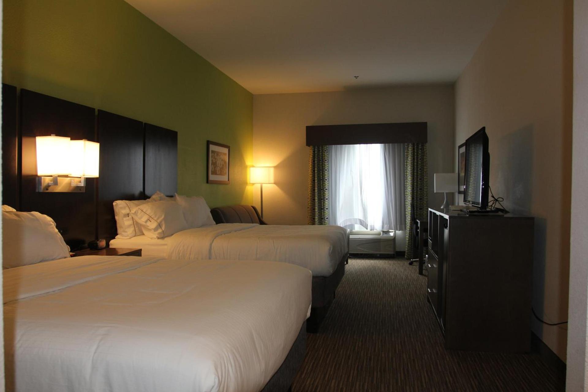 Holiday Inn Express & Suites Sweetwater by IHG photo 10