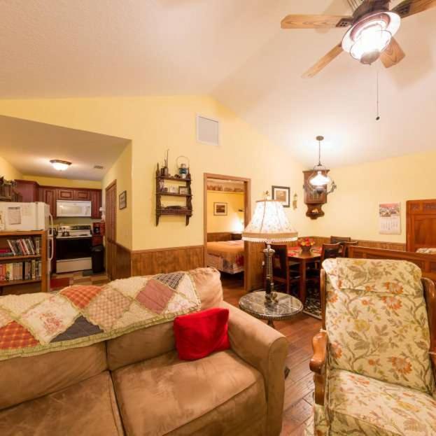 The Alling House photo 16