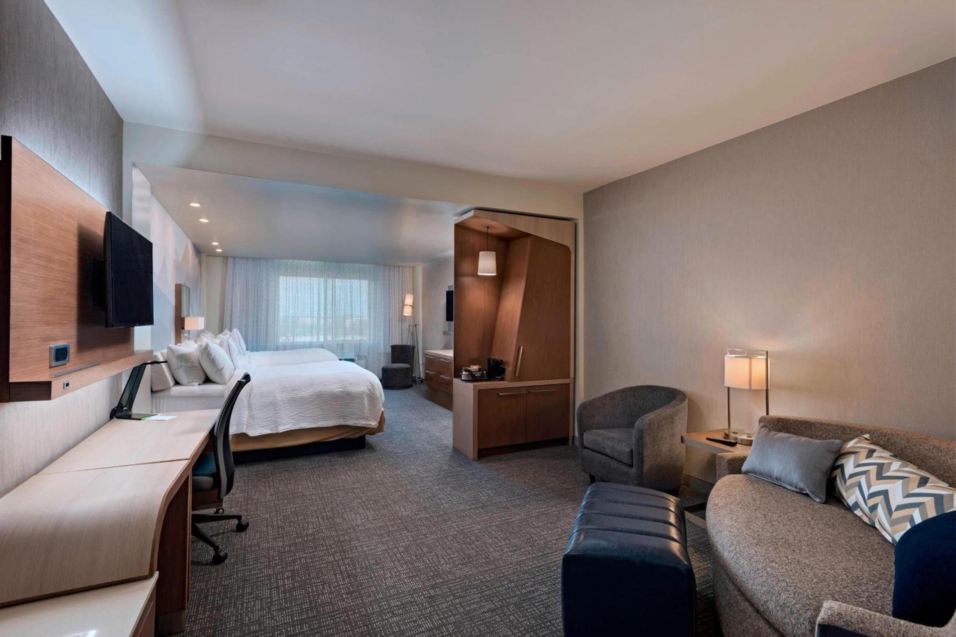 Courtyard by Marriott Houston Sugar Land/Lake Pointe photo 21