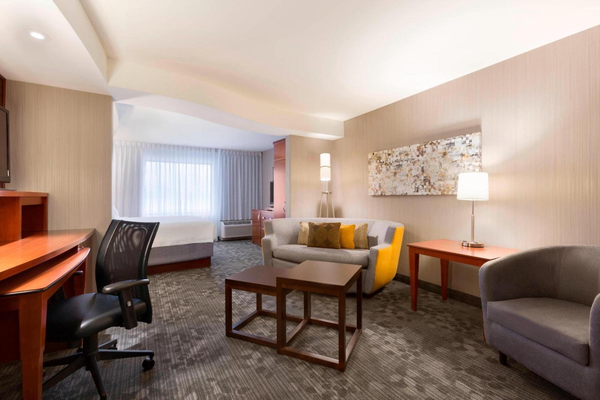 Courtyard by Marriott Kalamazoo Portage photo 16