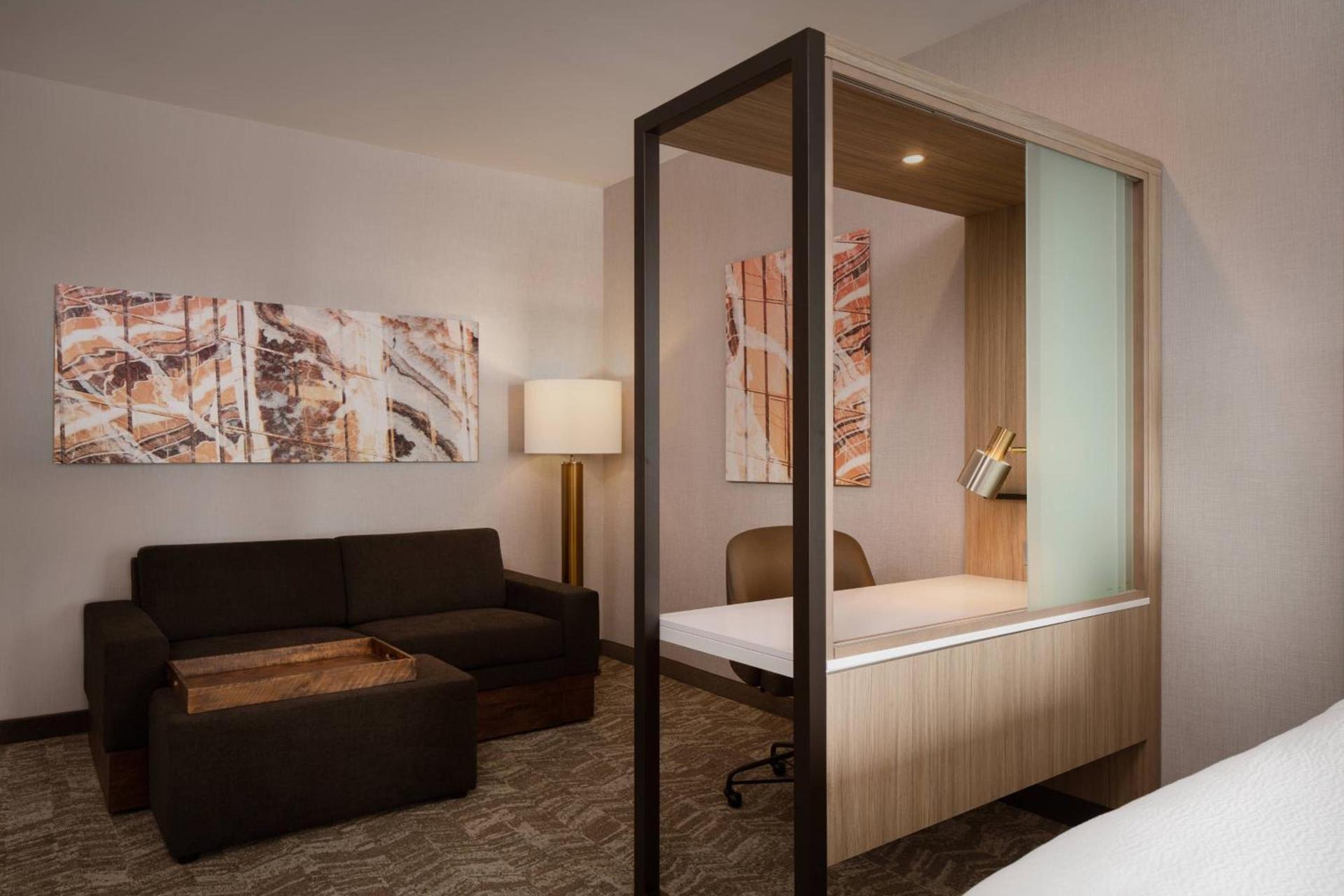 SpringHill Suites by Marriott Ames photo 8