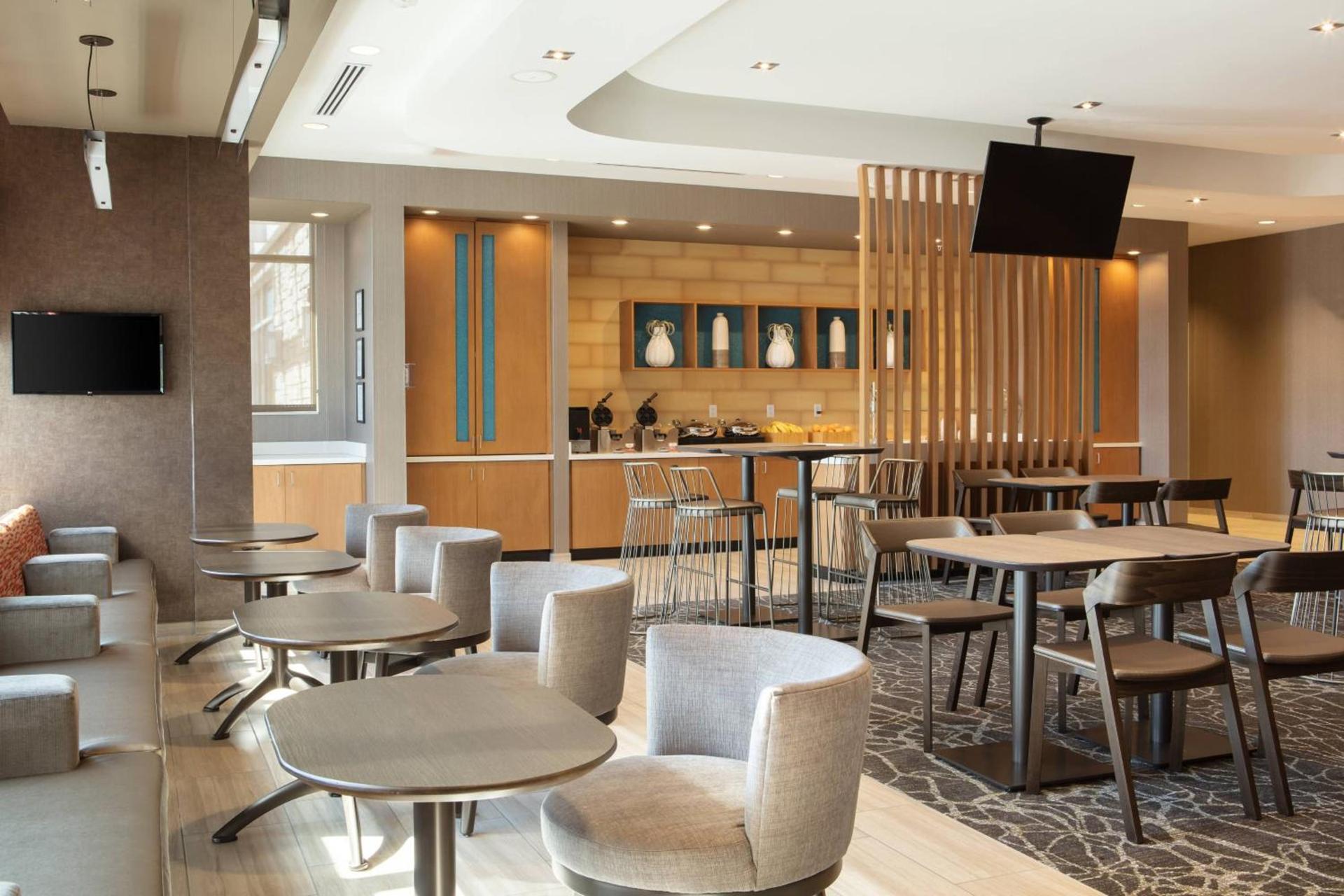 SpringHill Suites by Marriott Ames photo 21