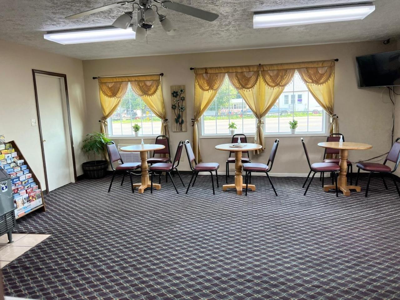 Economy Inn McCook photo 33