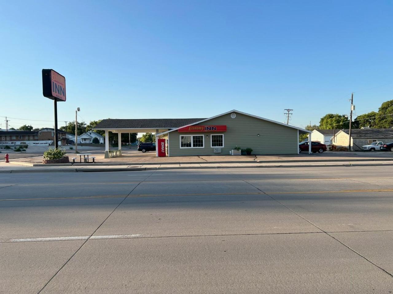 Economy Inn McCook photo 35