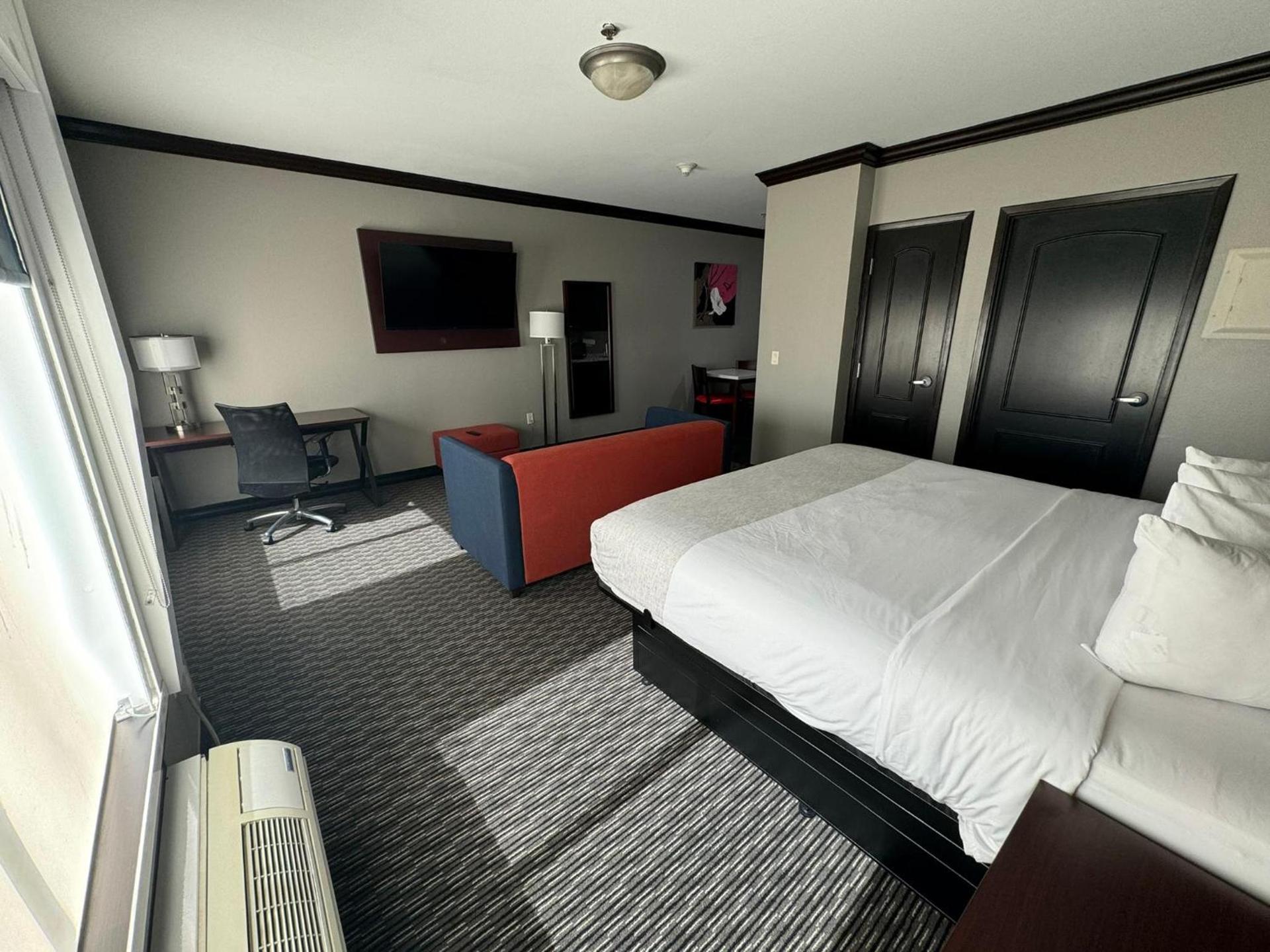 Hawthorn Suites by Wyndham Lubbock photo 15