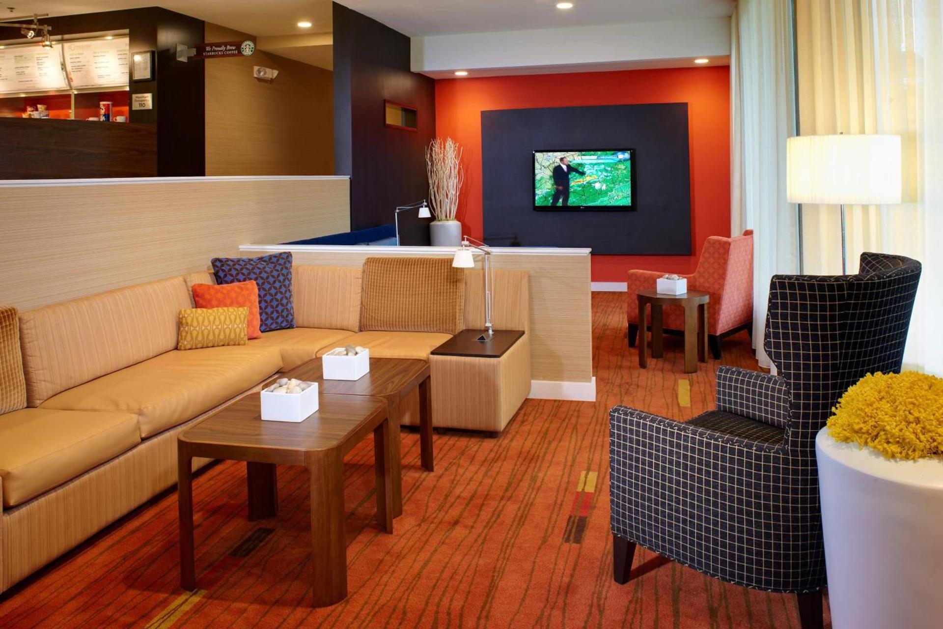 Courtyard by Marriott Lexington North photo 3