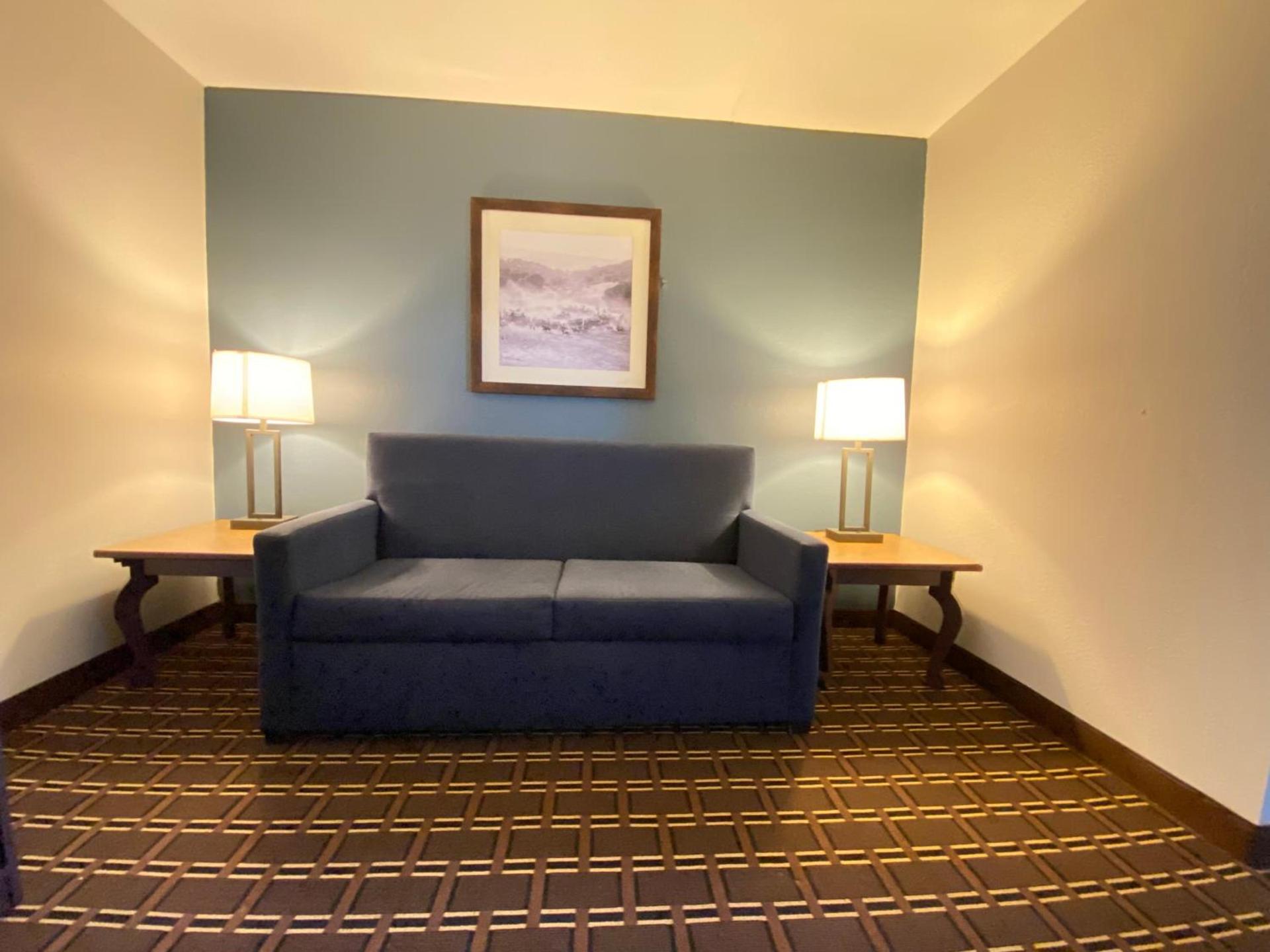 Tombstone Grand Hotel, a Baymont by Wyndham photo 2