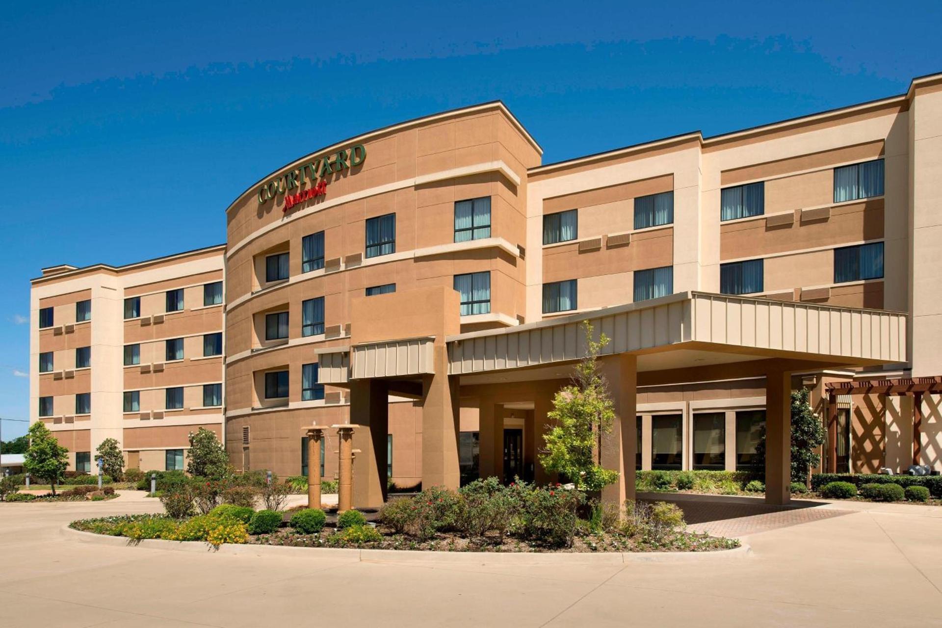 Courtyard by Marriott Tyler photo 1