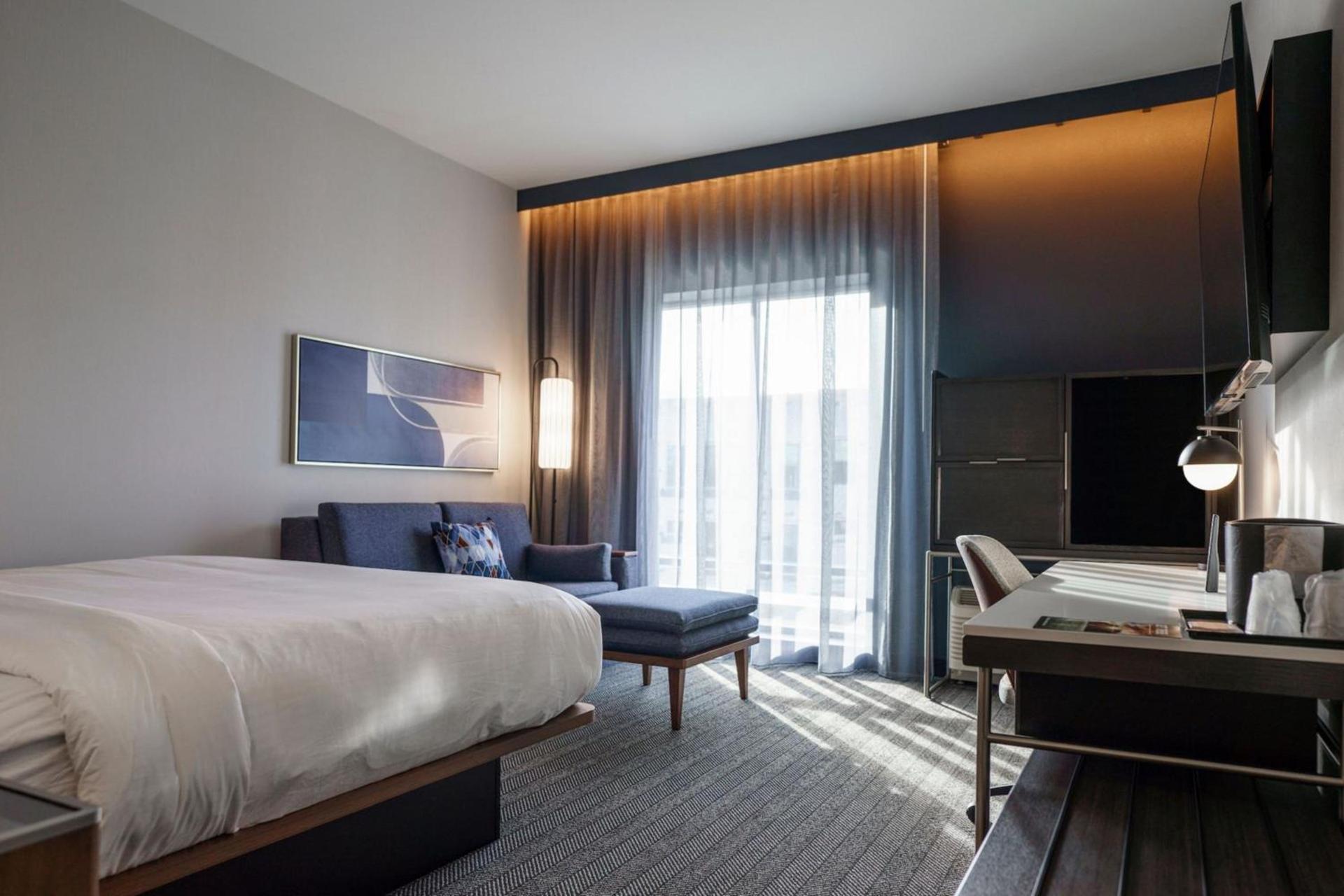 Courtyard by Marriott Indianapolis Fishers photo 9