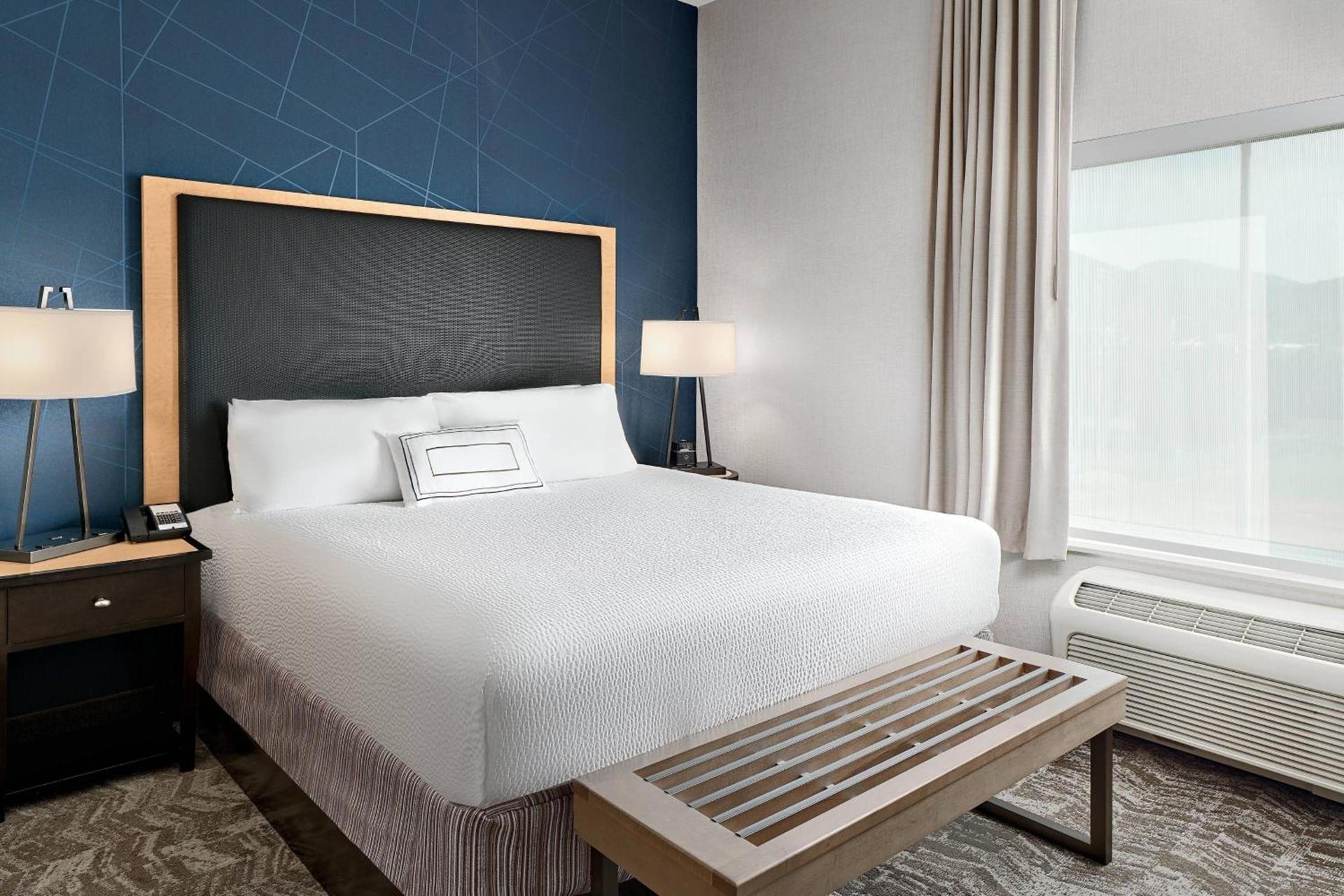 SpringHill Suites by Marriott Roanoke photo 7