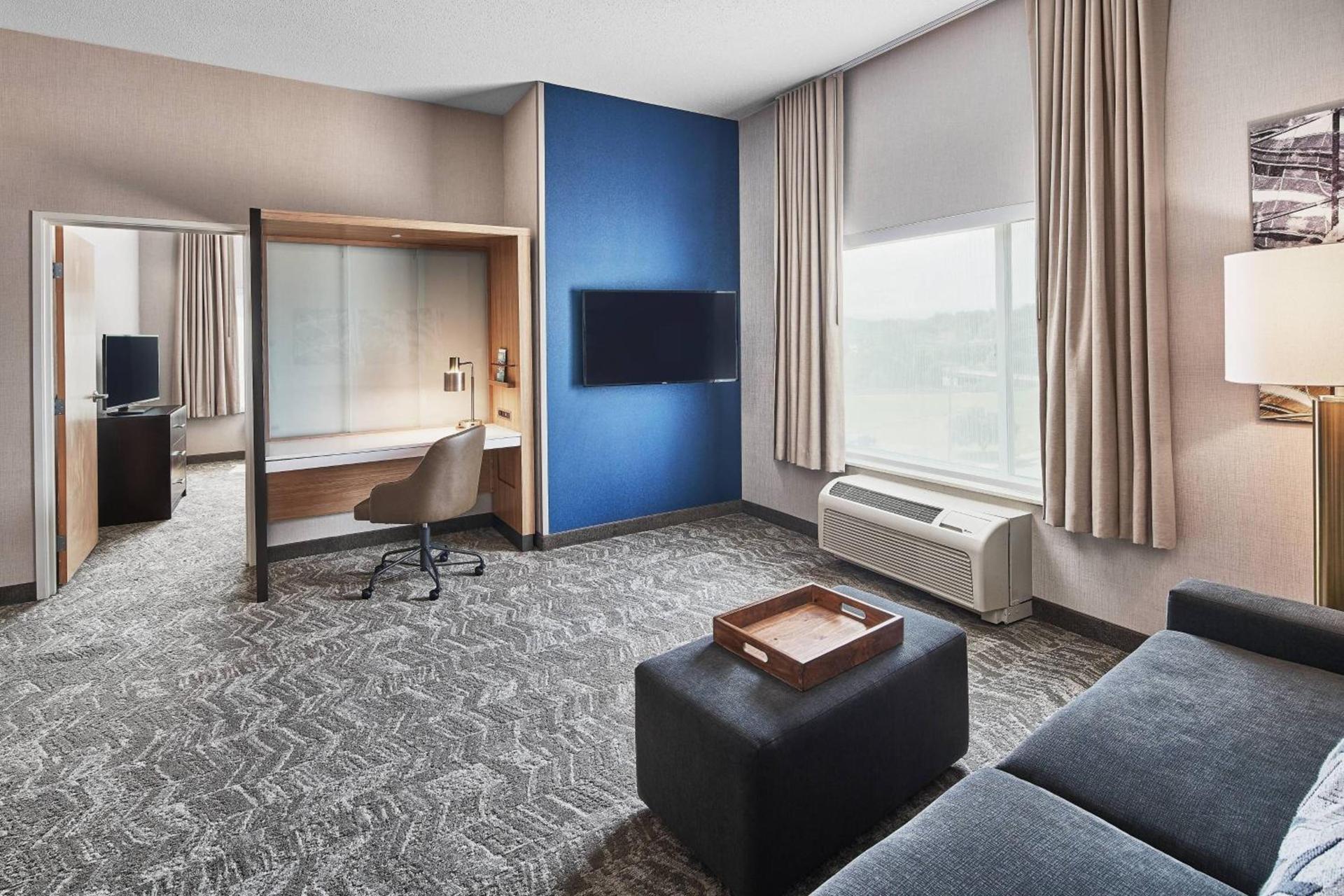 SpringHill Suites by Marriott Roanoke photo 10