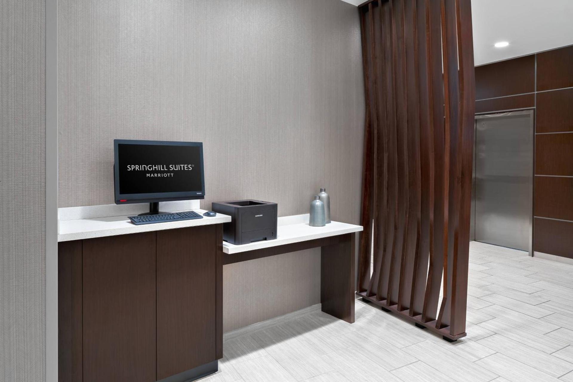 SpringHill Suites by Marriott Roanoke photo 17
