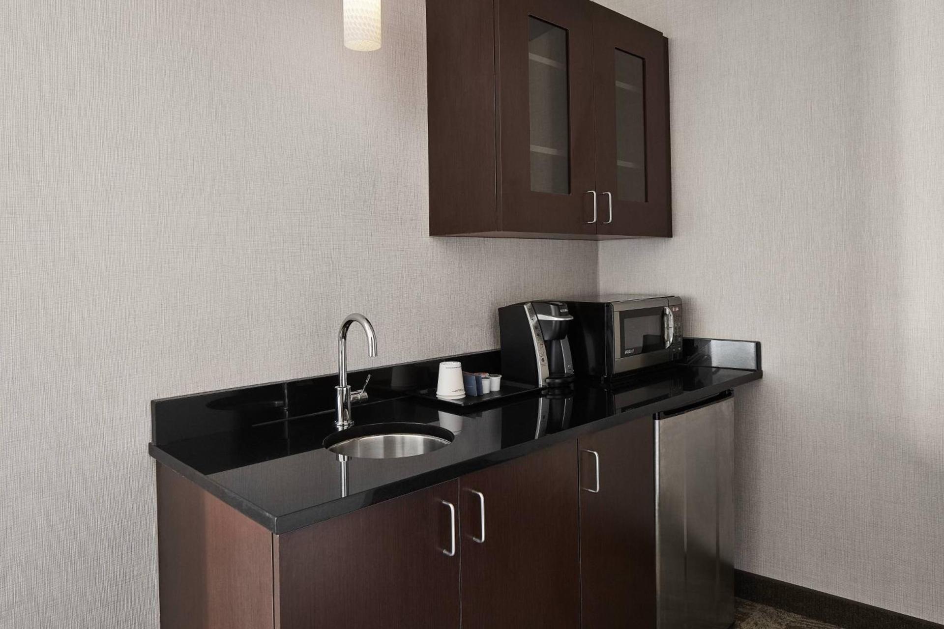 SpringHill Suites by Marriott Roanoke photo 13