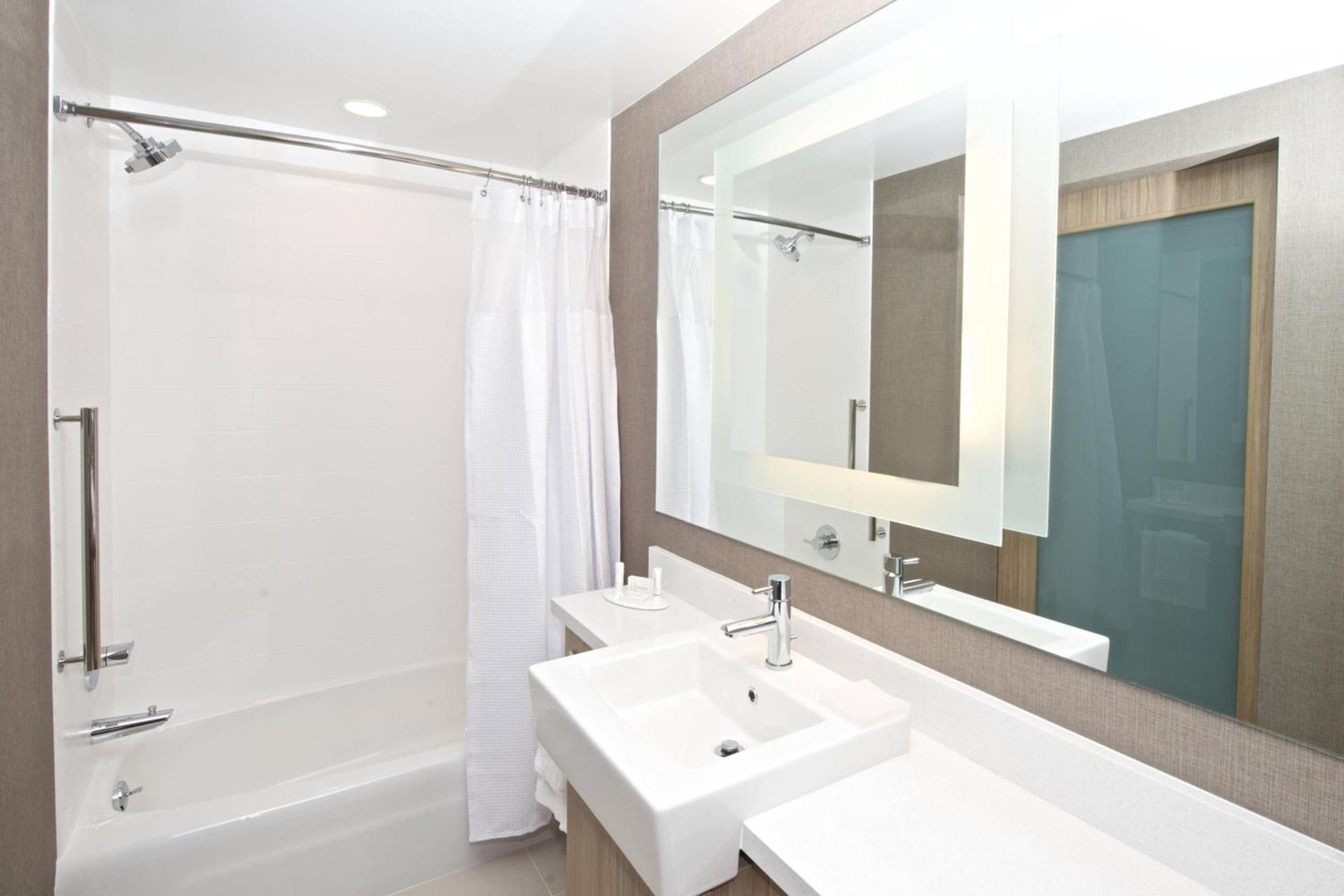 SpringHill Suites by Marriott Seattle Issaquah photo 11