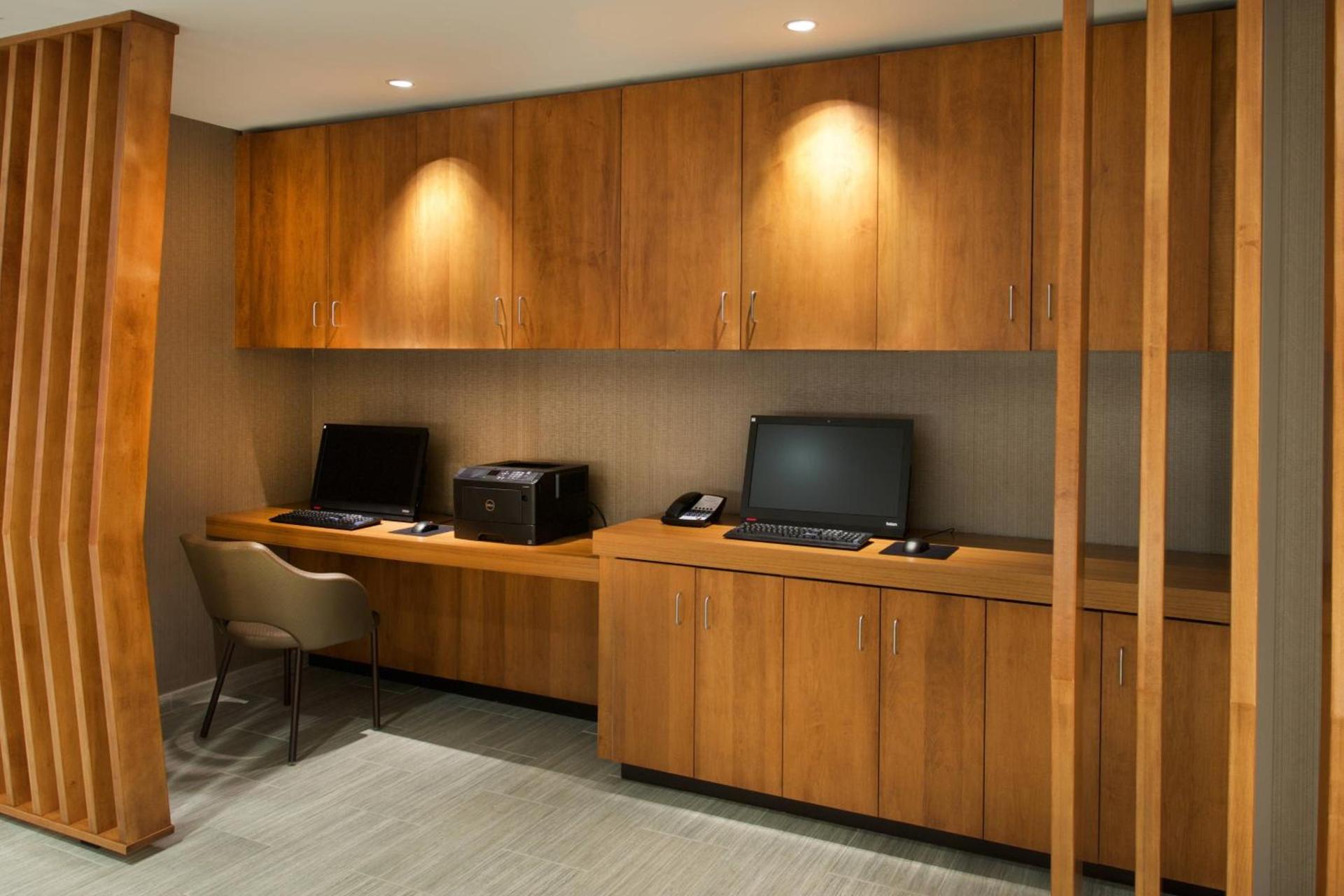 SpringHill Suites by Marriott Seattle Issaquah photo 13