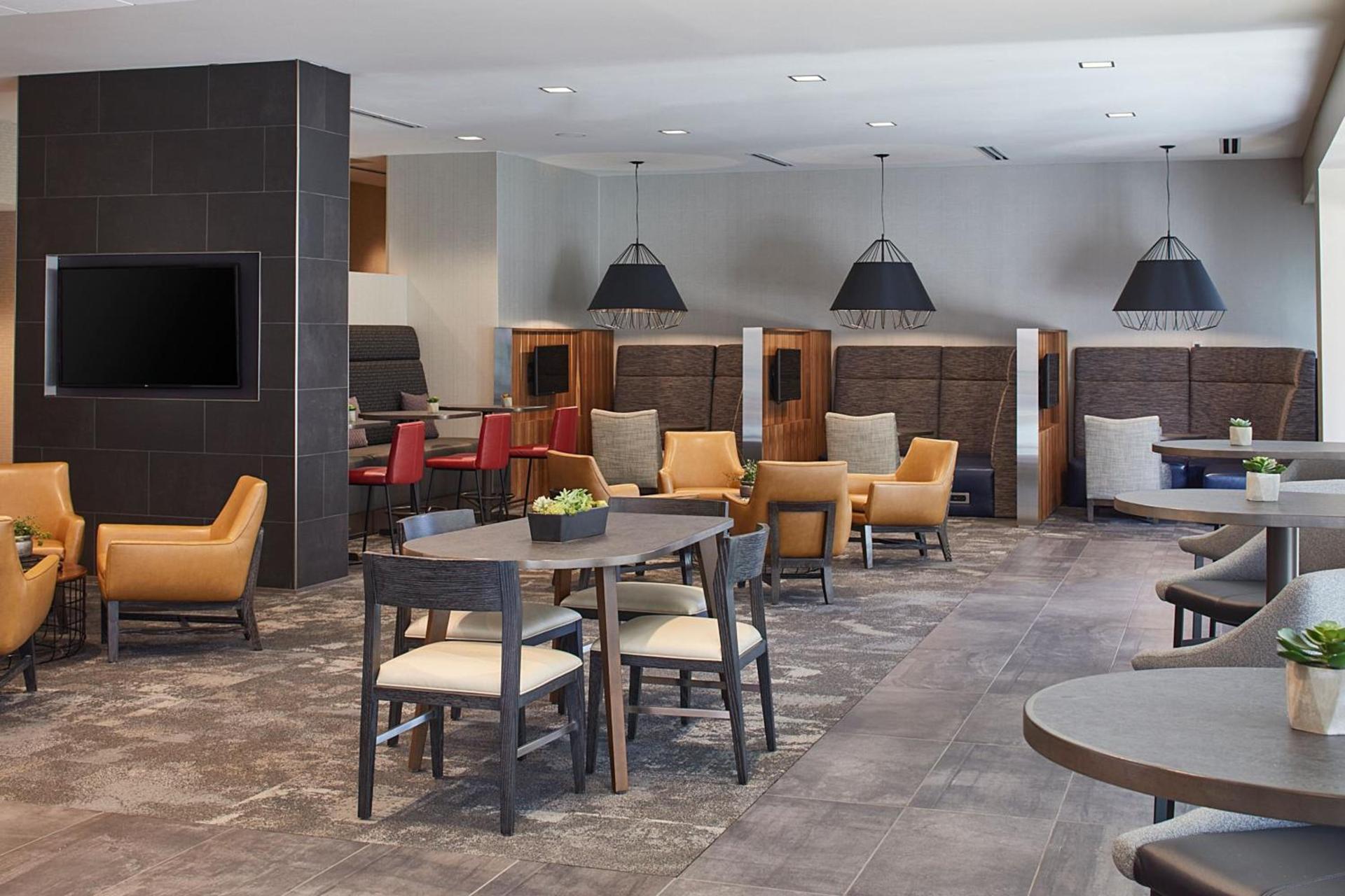 Courtyard by Marriott Minneapolis West photo 7