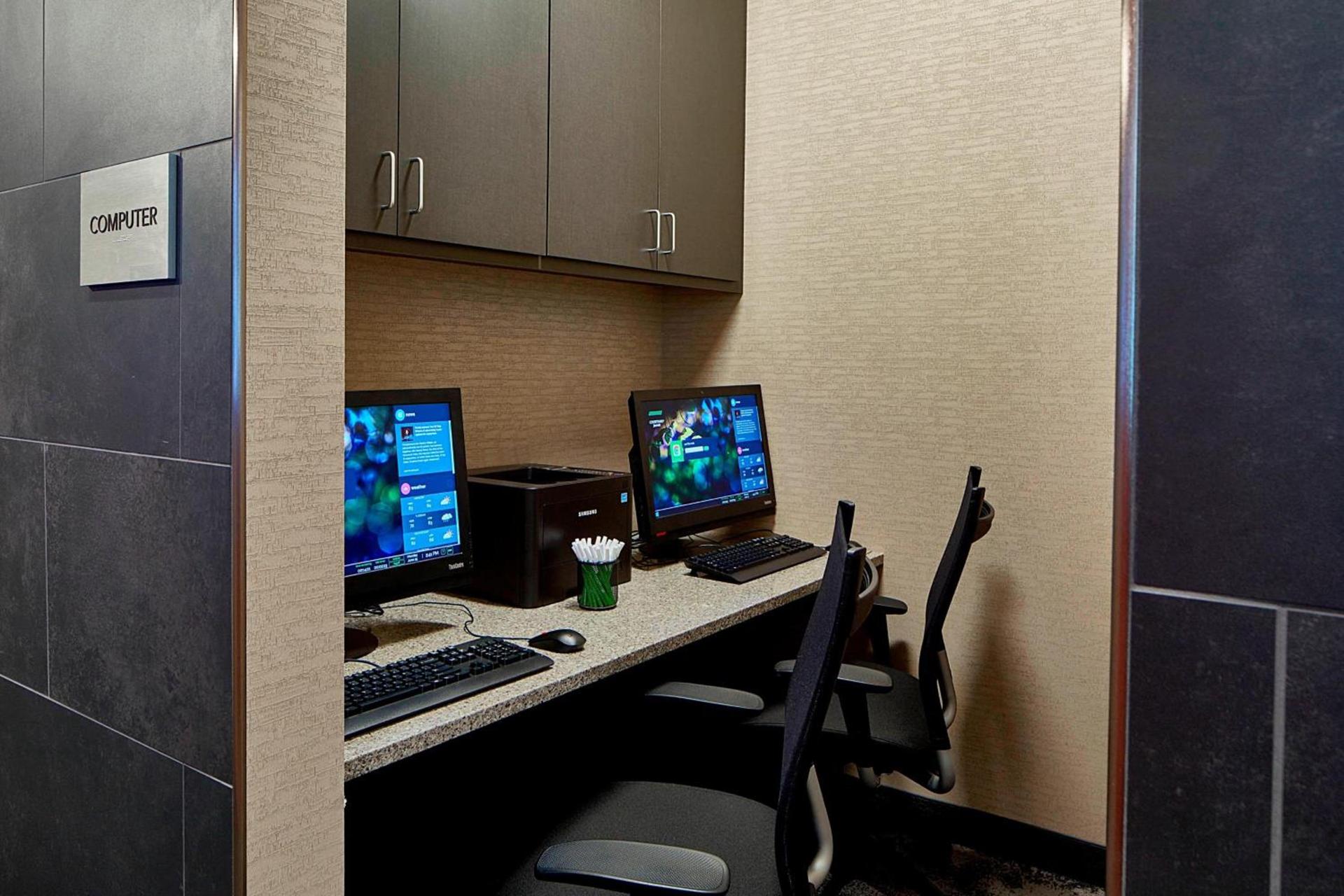 Courtyard by Marriott Minneapolis West photo 24