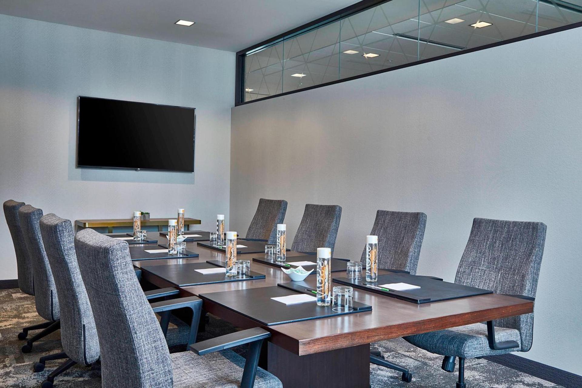 Courtyard by Marriott Minneapolis West photo 42