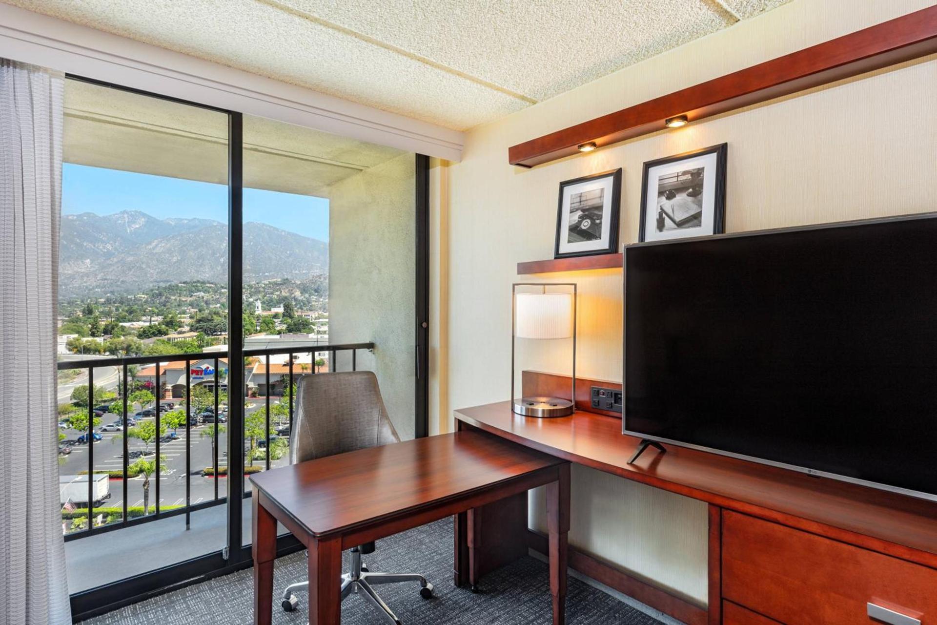Courtyard by Marriott Los Angeles Pasadena/Monrovia photo 9