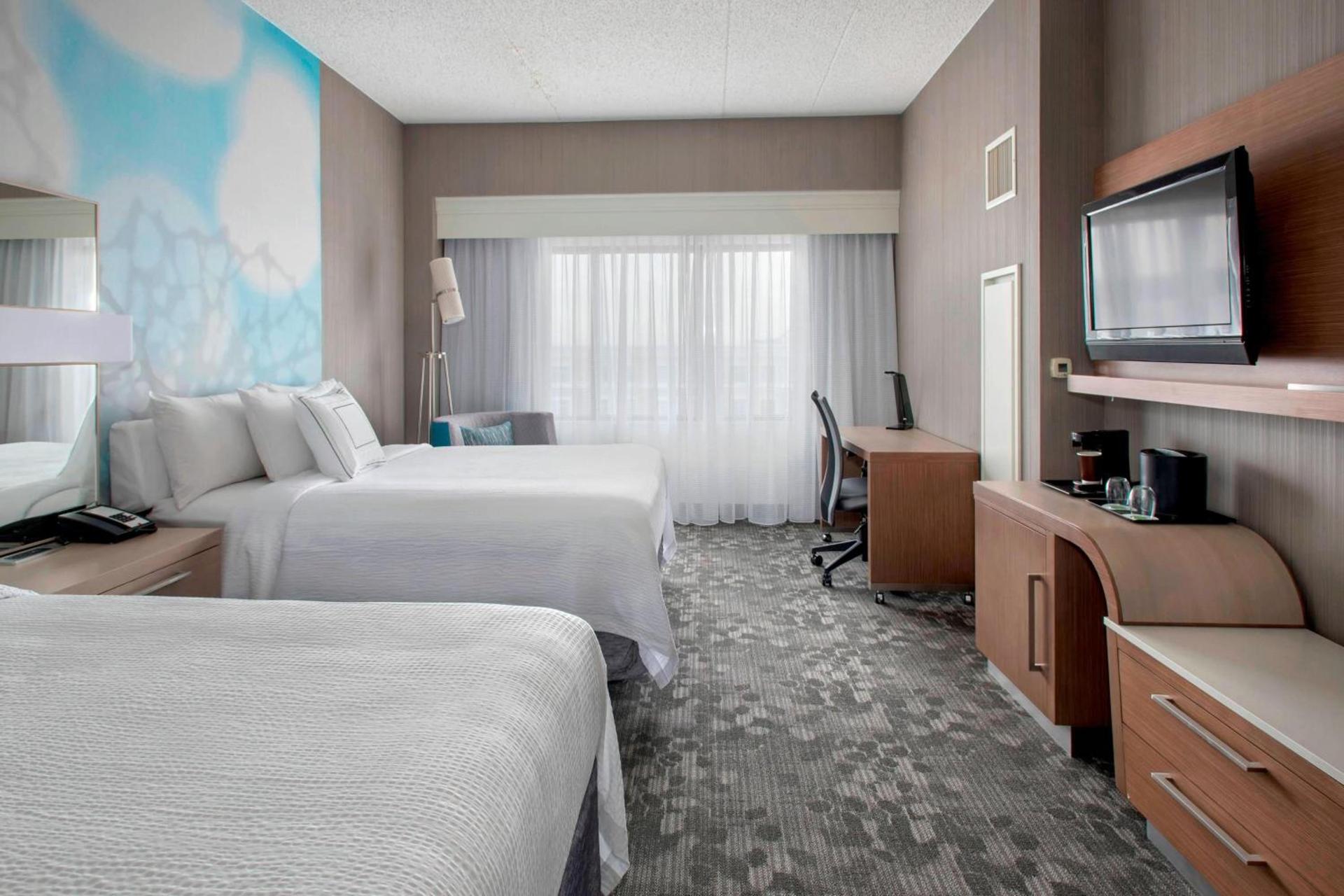 Courtyard by Marriott Newark Elizabeth photo 5