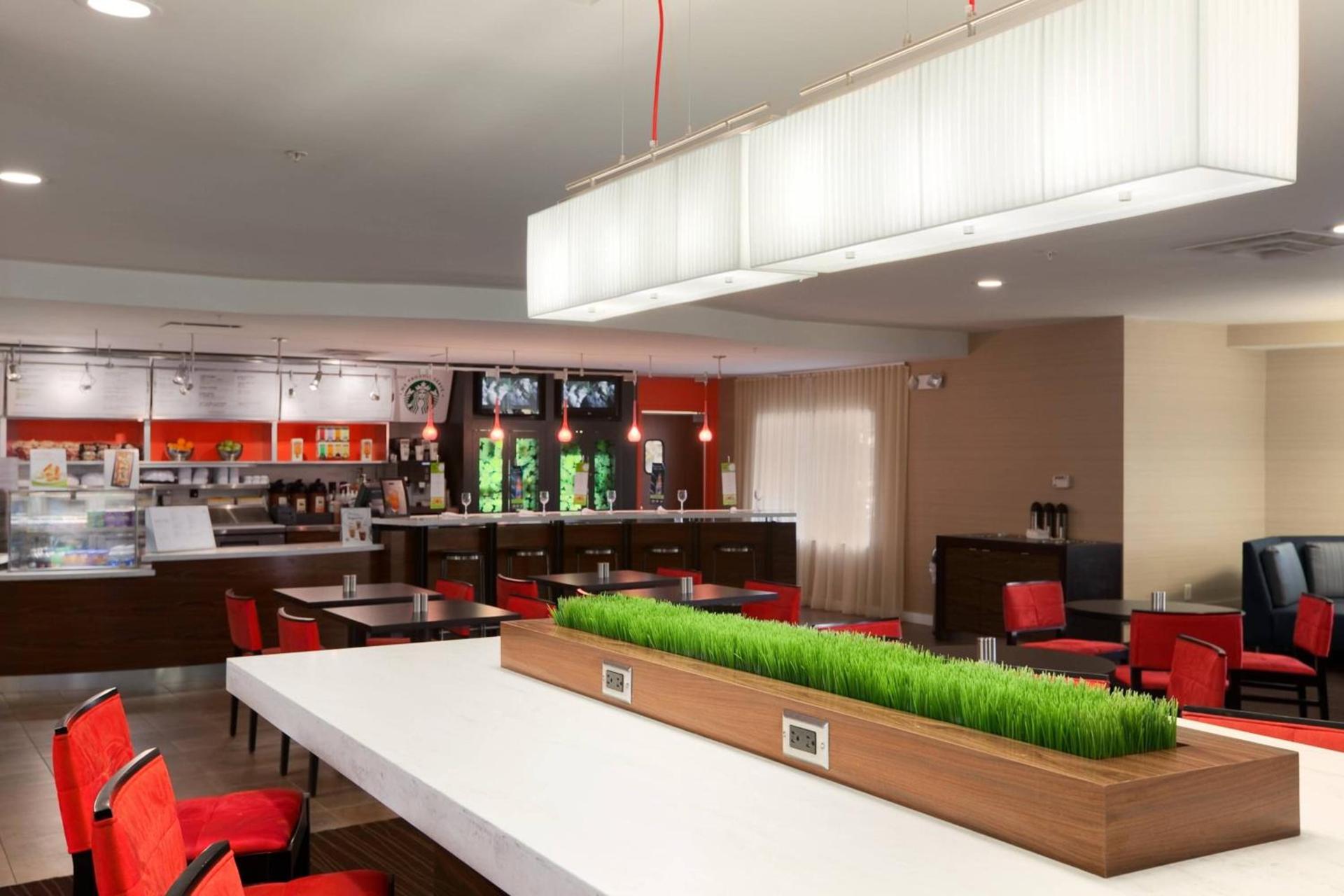 Courtyard Wall at Monmouth Shores Corporate Park photo 25