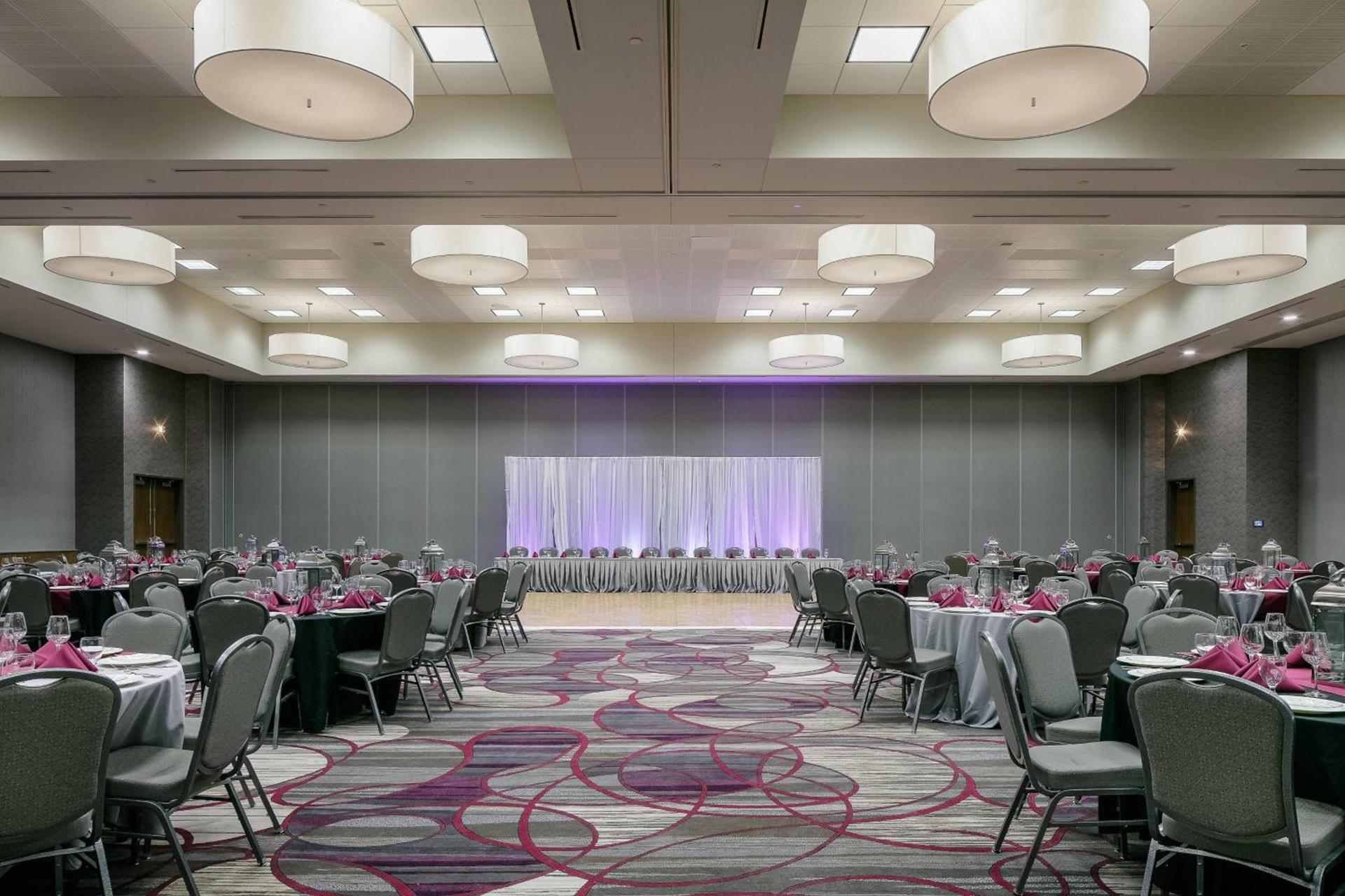 Courtyard by Marriott Omaha Bellevue at Beardmore Event Center photo 48