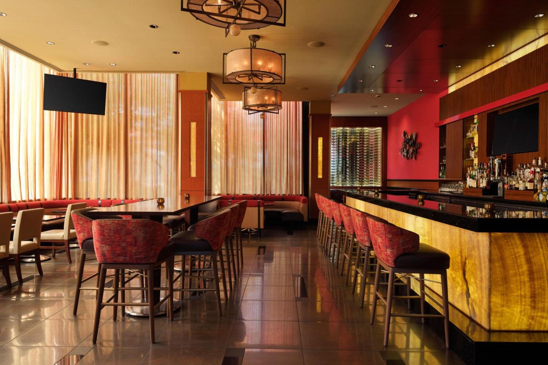 Teaneck Marriott at Glenpointe photo 25