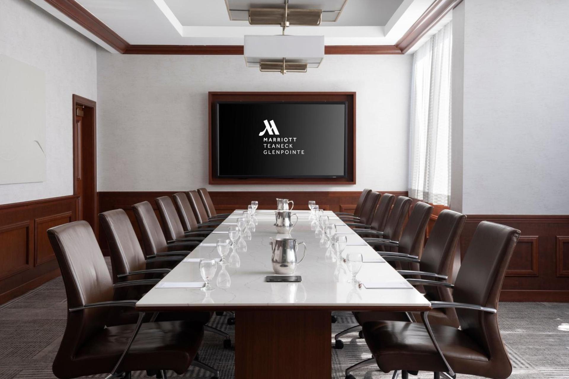Teaneck Marriott at Glenpointe photo 37