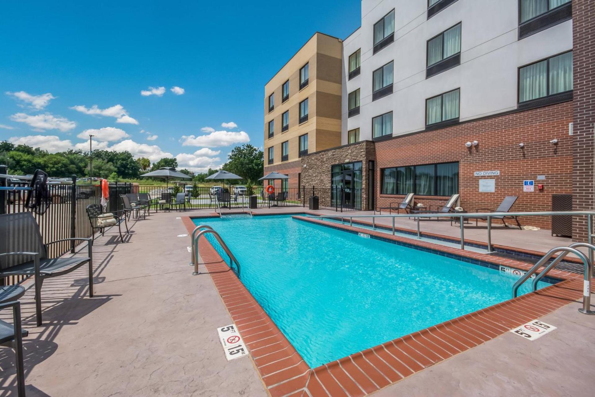 Fairfield Inn & Suites by Marriott Chickasha photo 27