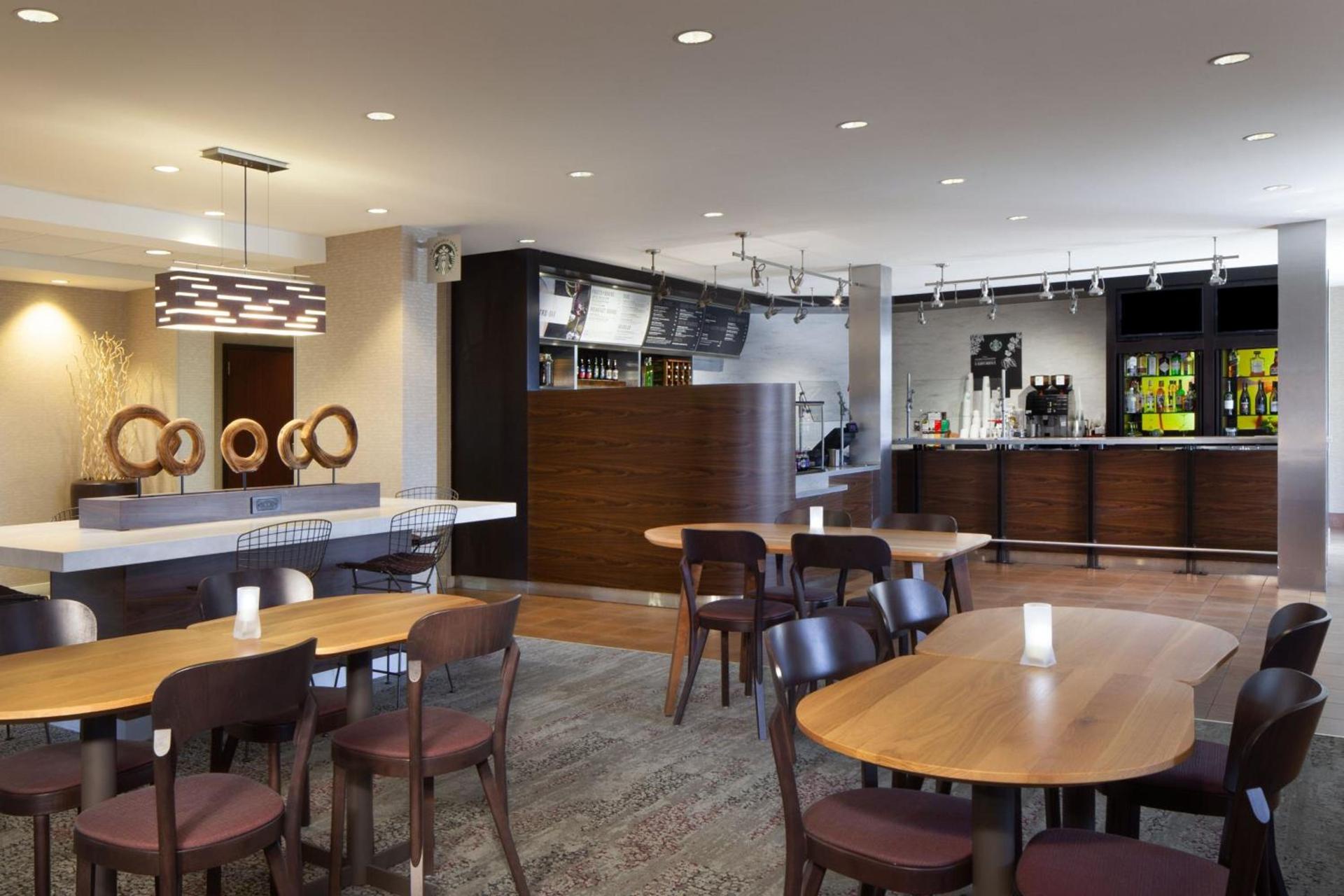Courtyard by Marriott Oakland Airport photo 53