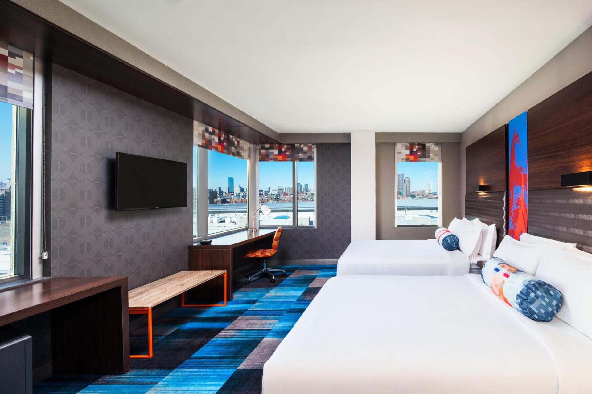 Aloft by Marriott Boston Seaport District photo 8