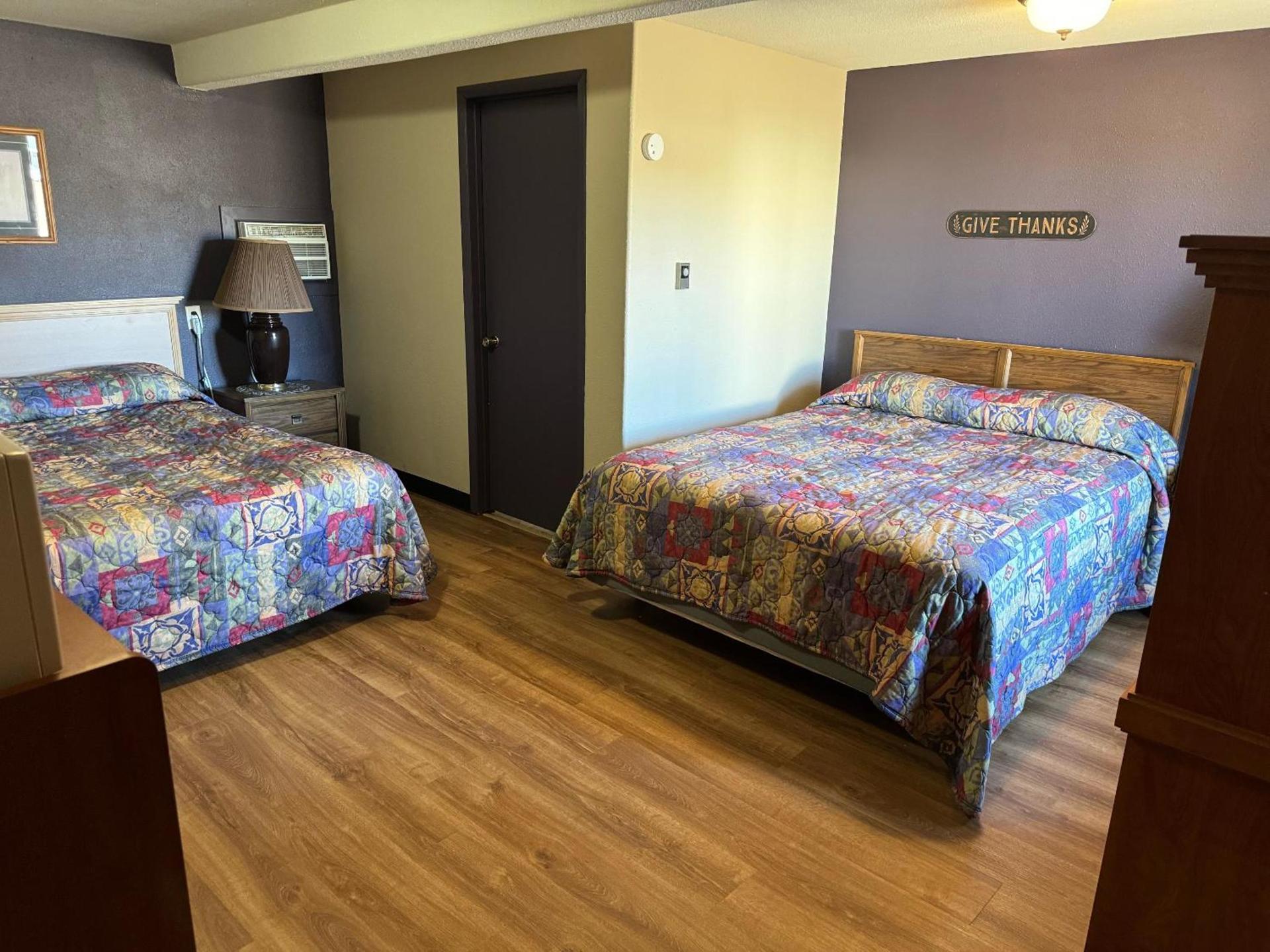Rustic Lodge photo 15