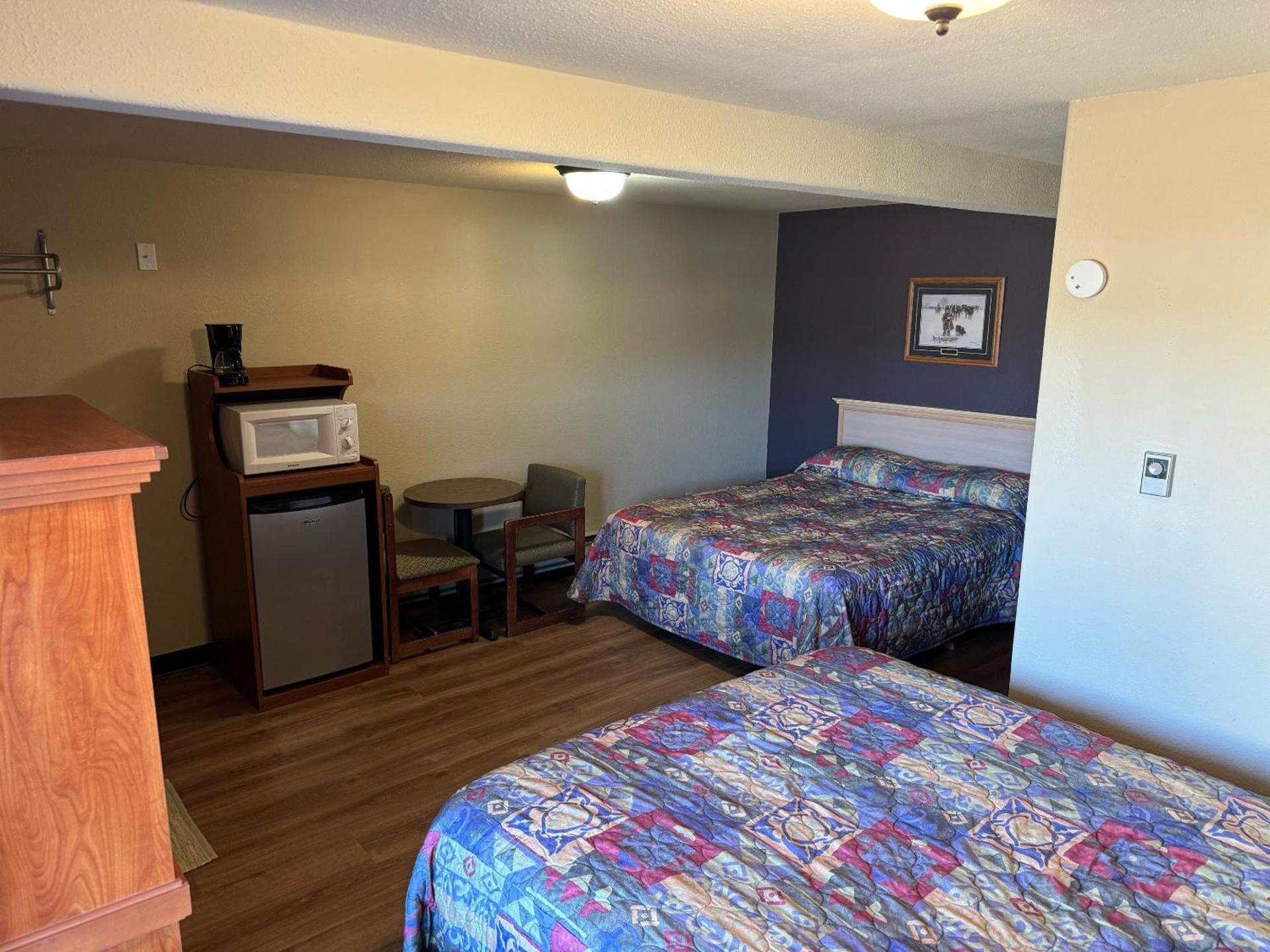 Rustic Lodge photo 16