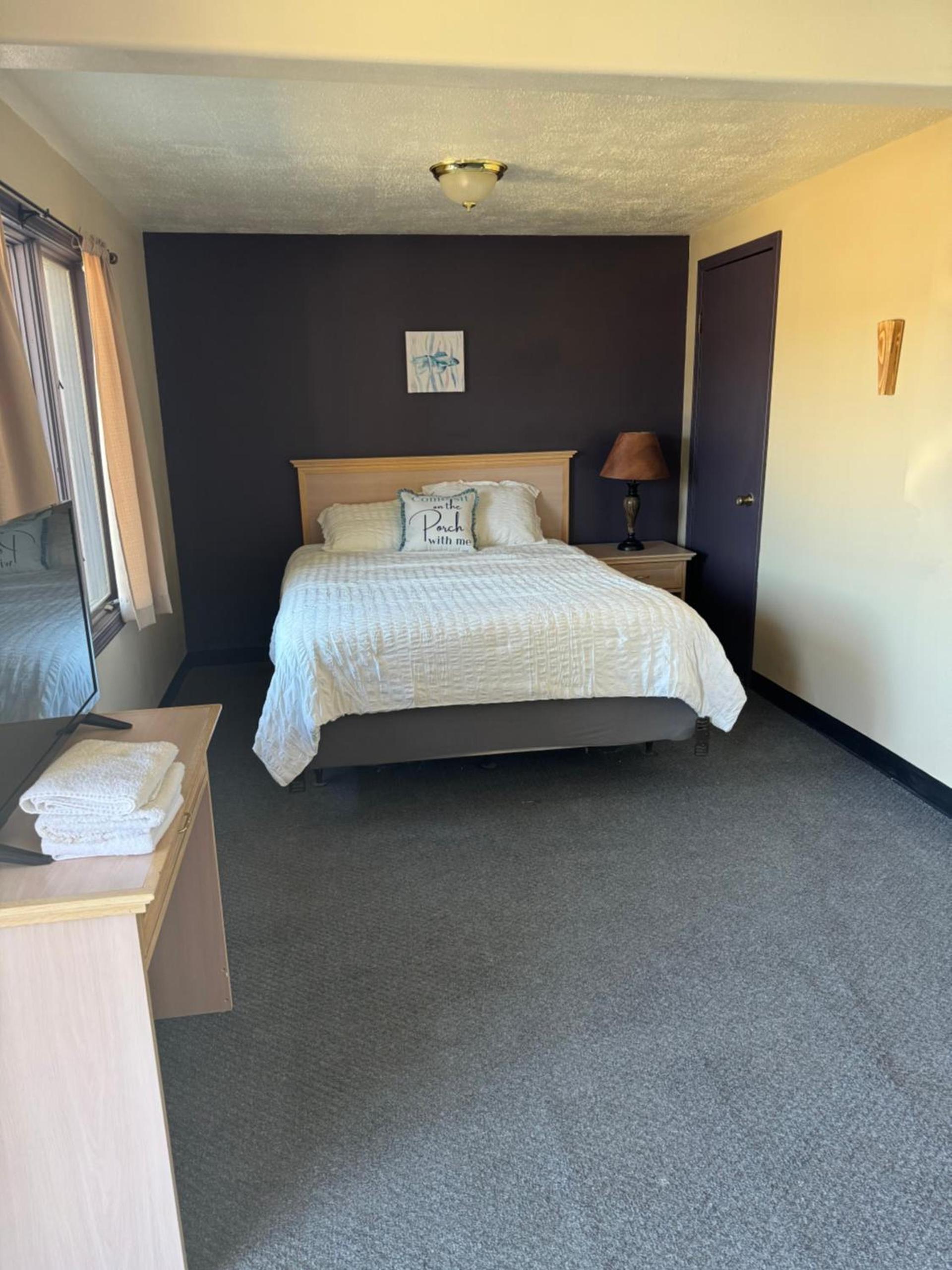 Rustic Lodge photo 26