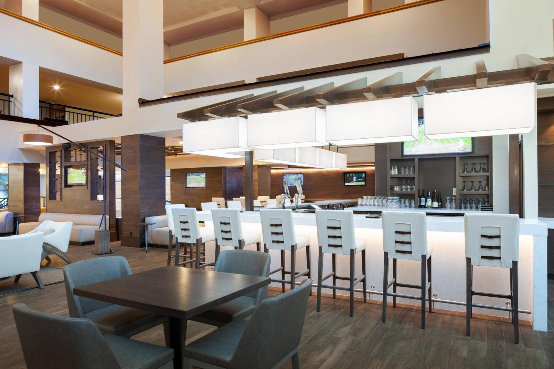 Marriott Savannah Riverfront photo 31